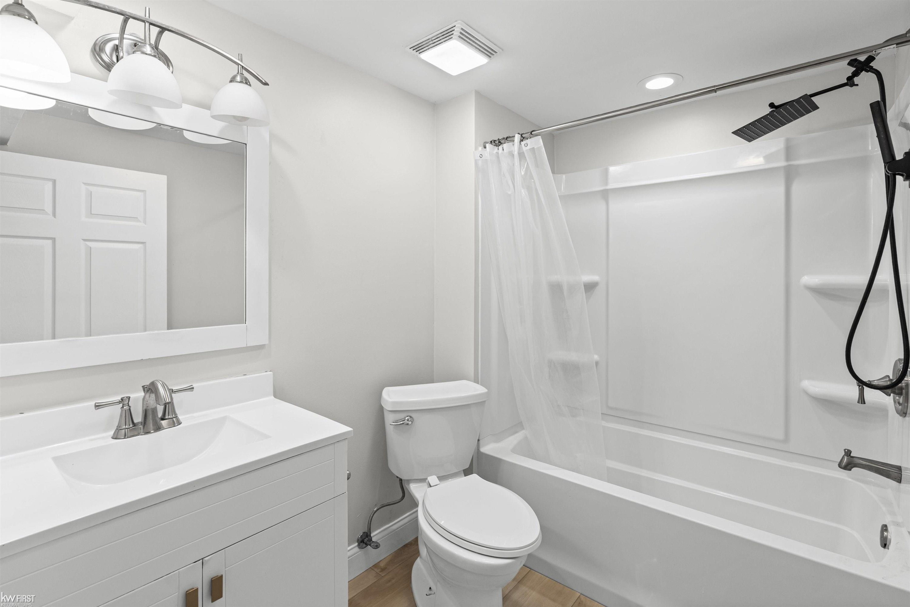 3183 Bridle Path, Flint, MI 48507 — Photo 62