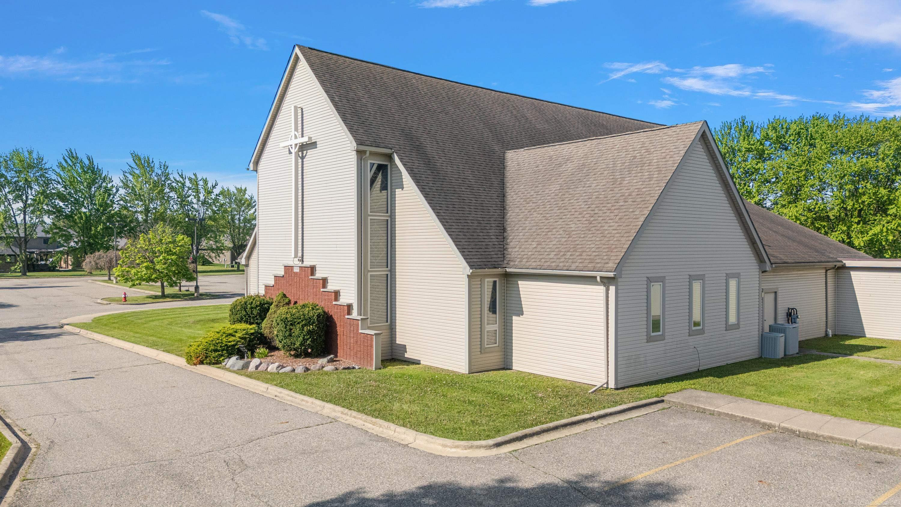 42681 Hayes Road - Photo 2