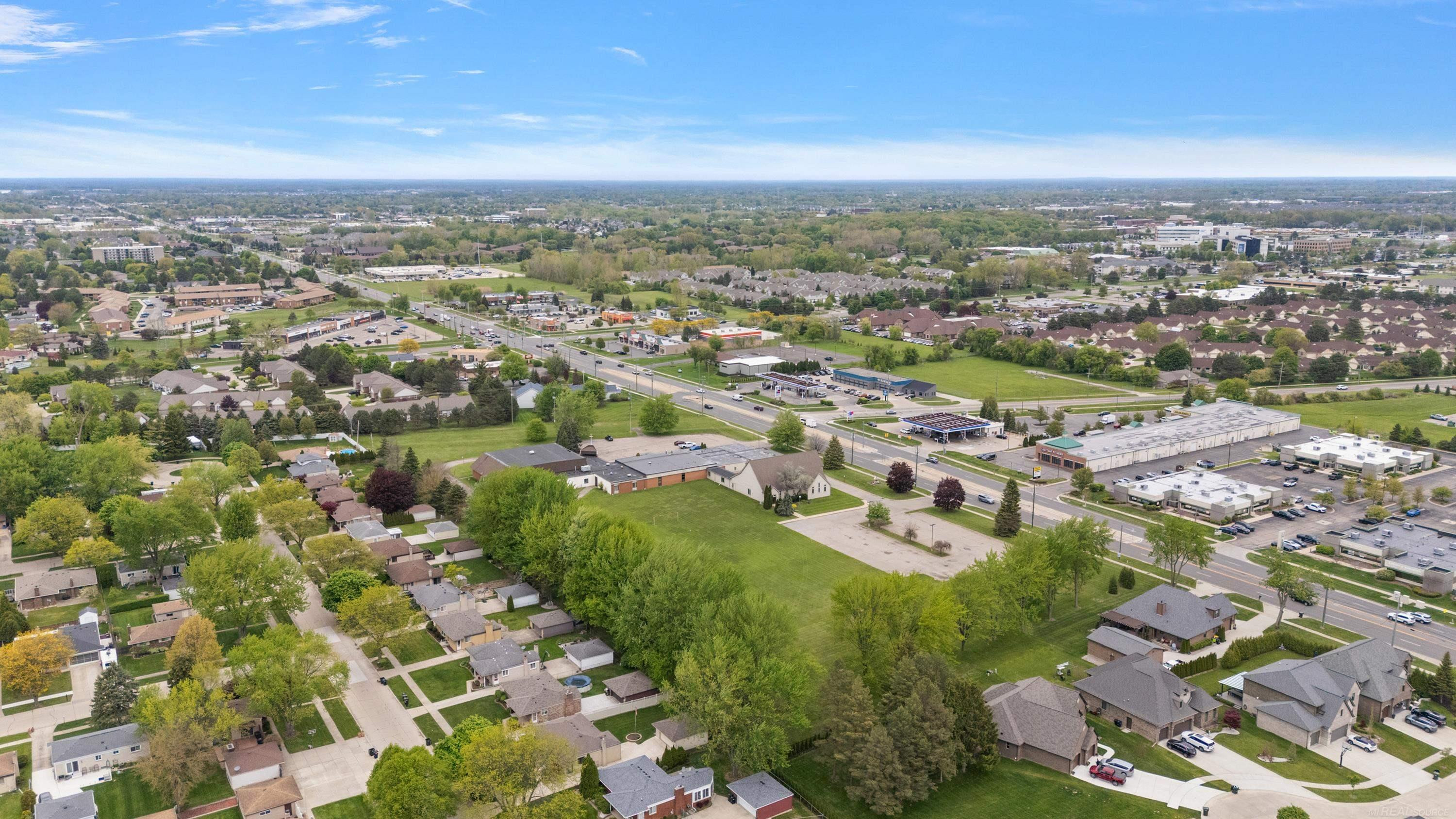 42681 Hayes Road, Sterling Heights, MI 48313 — Photo 16