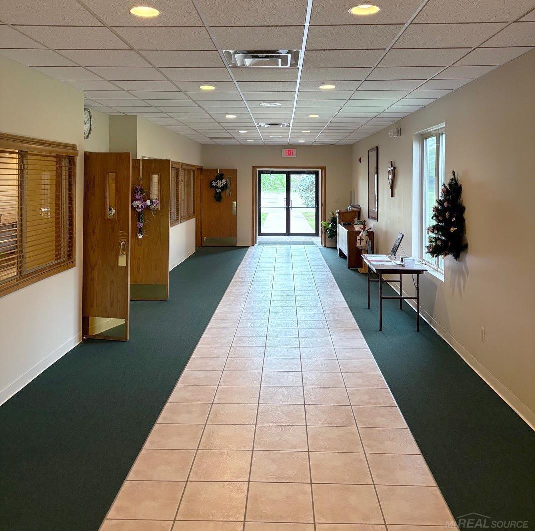 42681 Hayes Road, Sterling Heights, MI 48313 — Photo 33