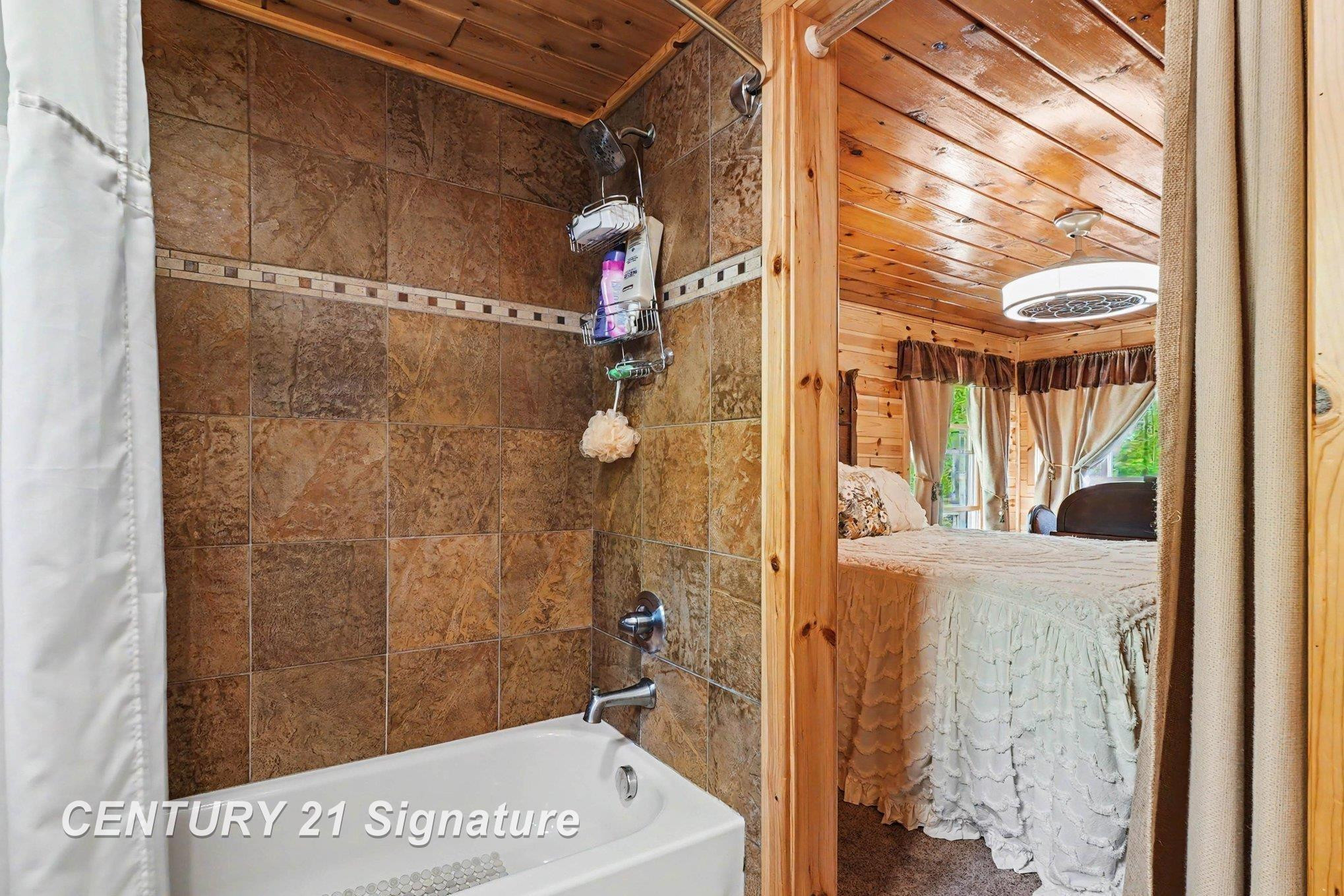 5757 Oak Road, Rose City, MI 48654 — Photo 3