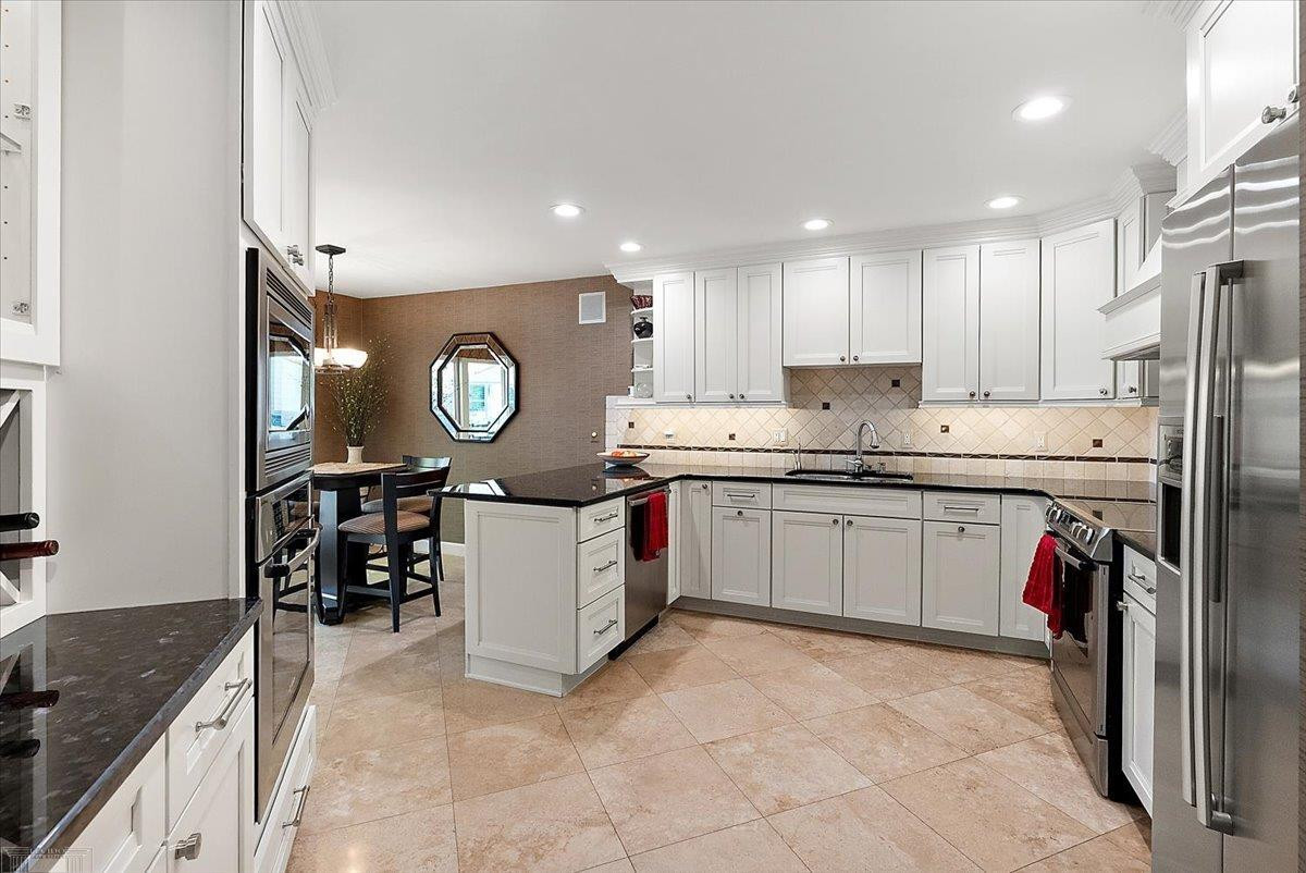 26151 Harbour Pointe Drive, MI — Photo 17