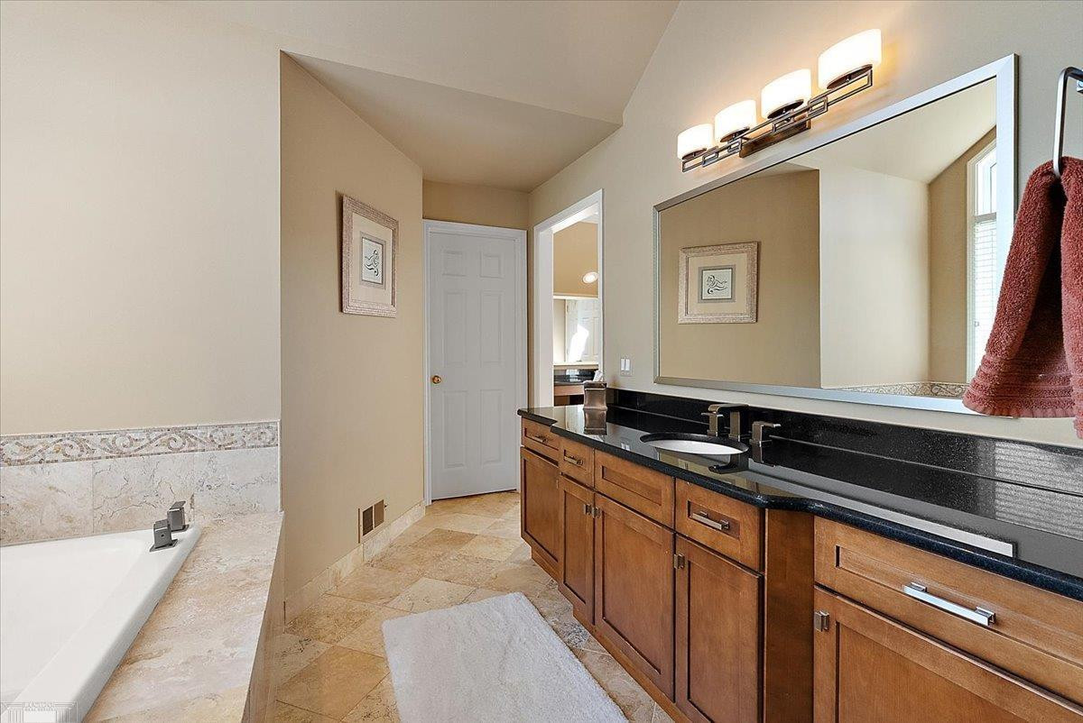 26151 Harbour Pointe Drive, MI — Photo 35