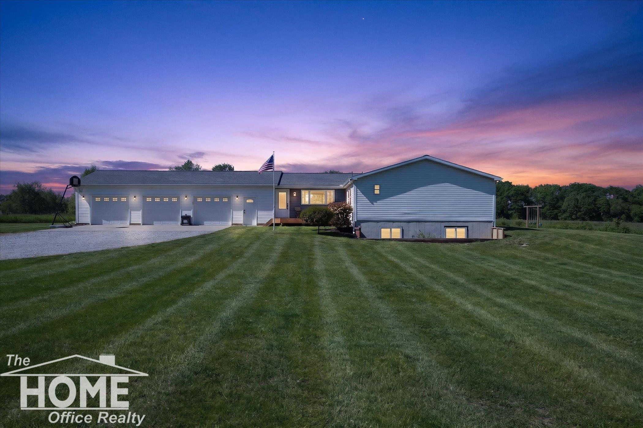 10975 E Grand River Avenue, Portland, MI 48875