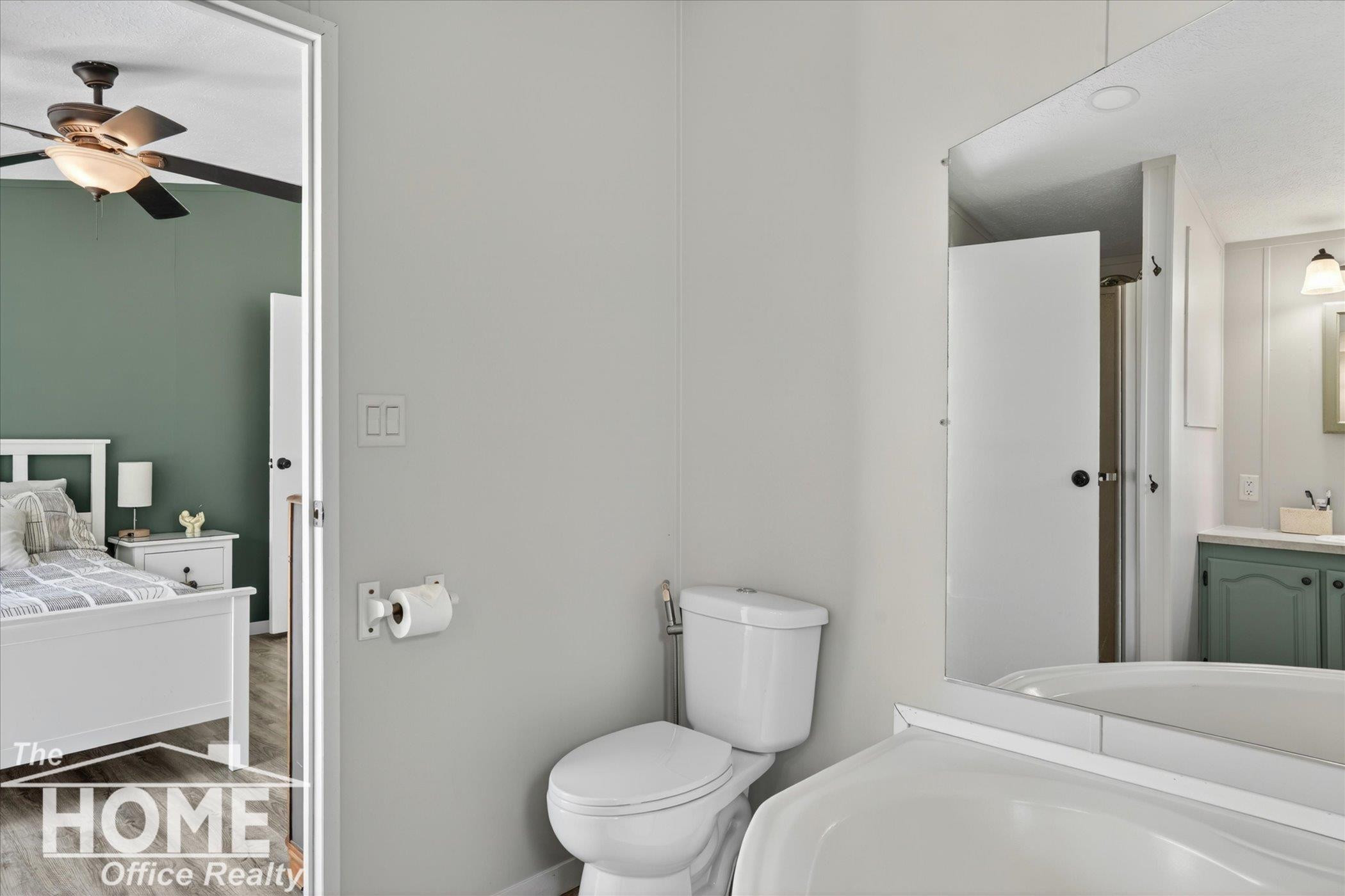 10975 E Grand River Avenue, Portland, MI 48875 — Photo 22