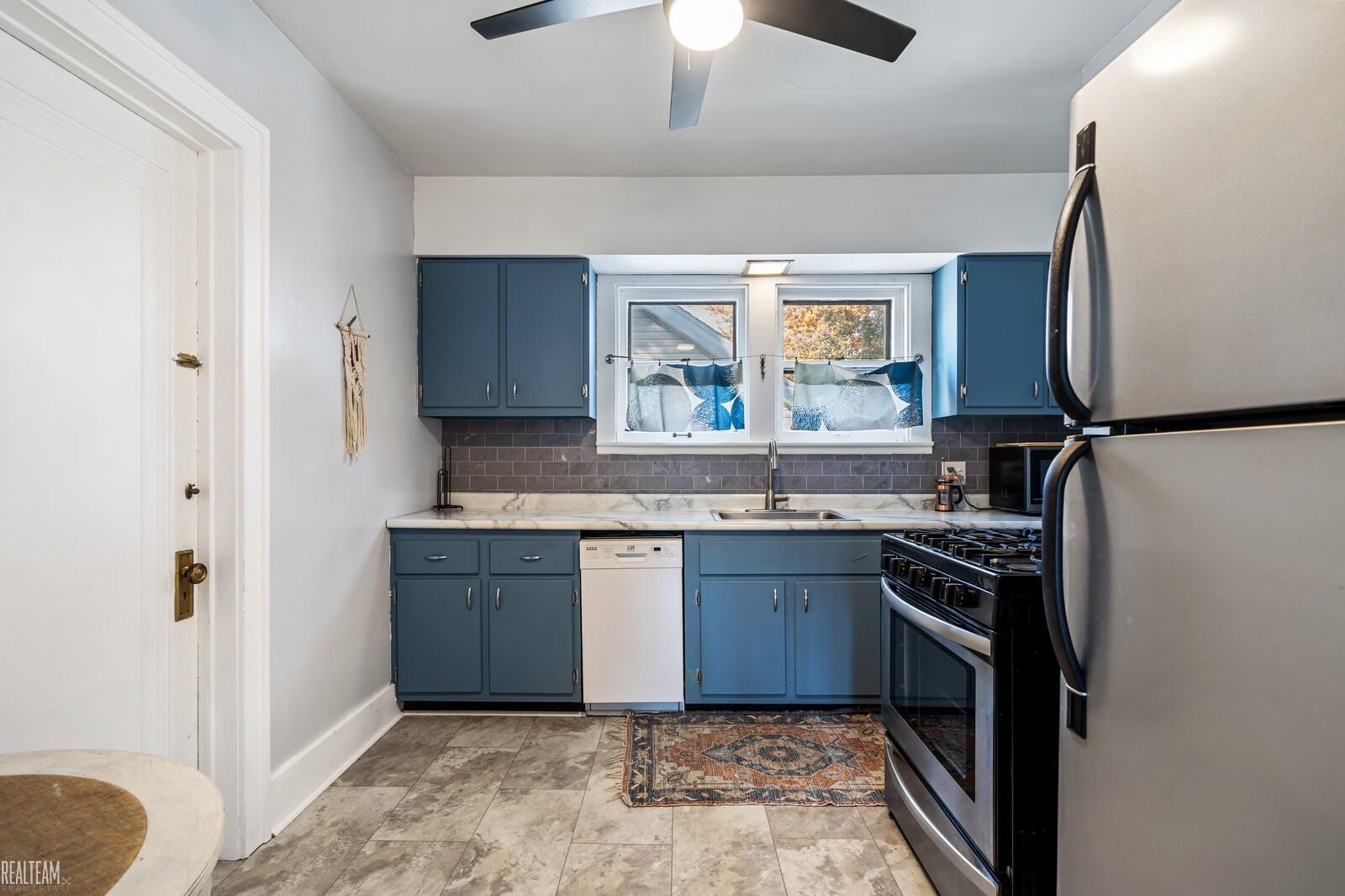 925 E 2nd Street, Royal Oak, MI 48067 — Photo 10