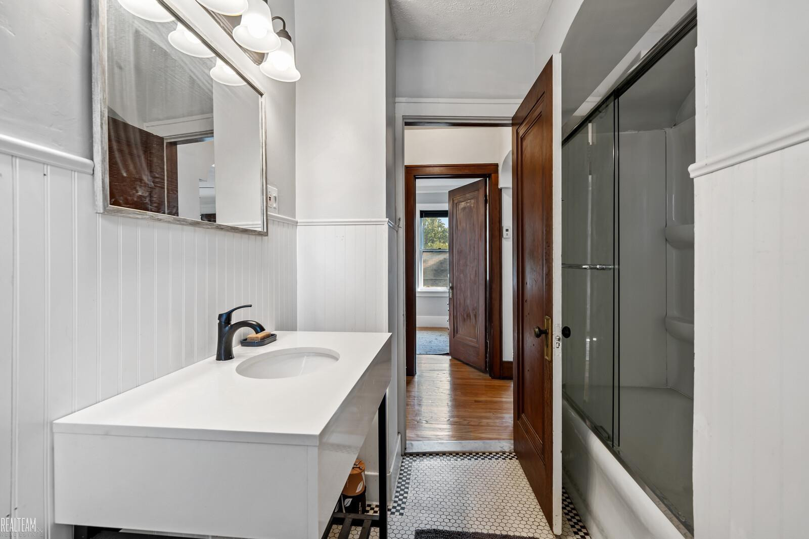 925 E 2nd Street, Royal Oak, MI 48067 — Photo 22