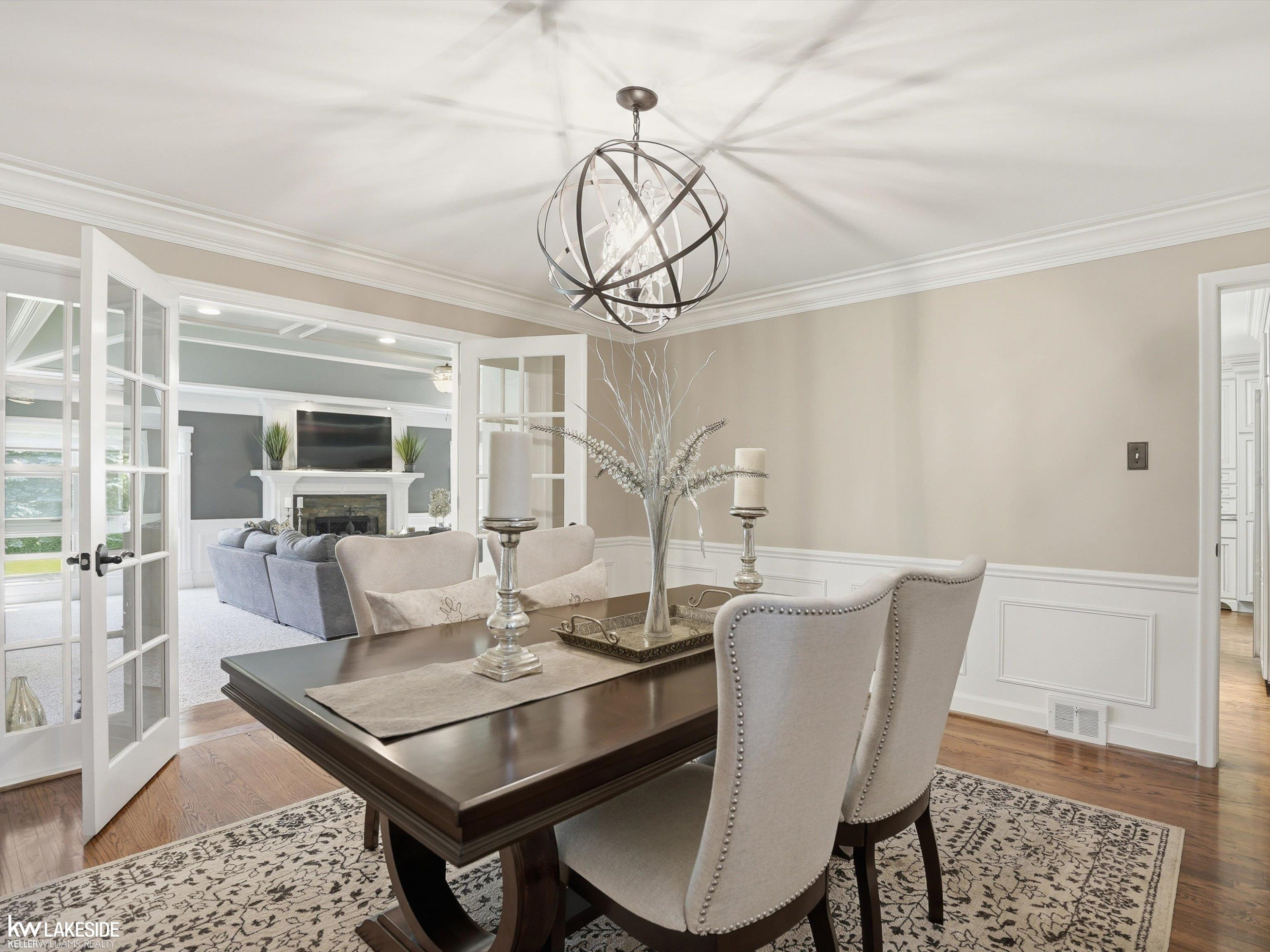 643 Lochmoor Boulevard, Grosse Pointe Woods, MI 48236 — Photo 3