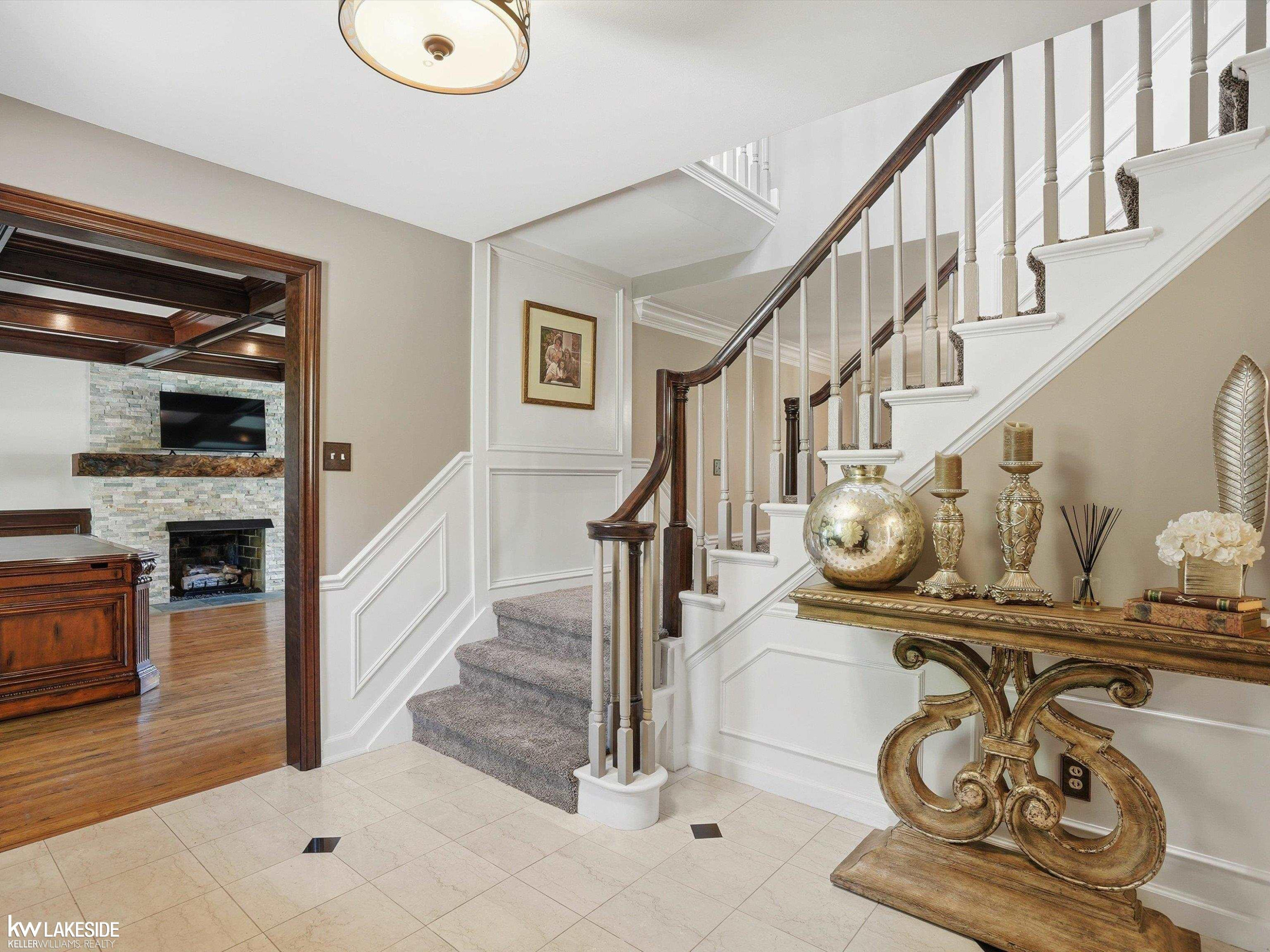 643 Lochmoor Boulevard, Grosse Pointe Woods, MI 48236 — Photo 23