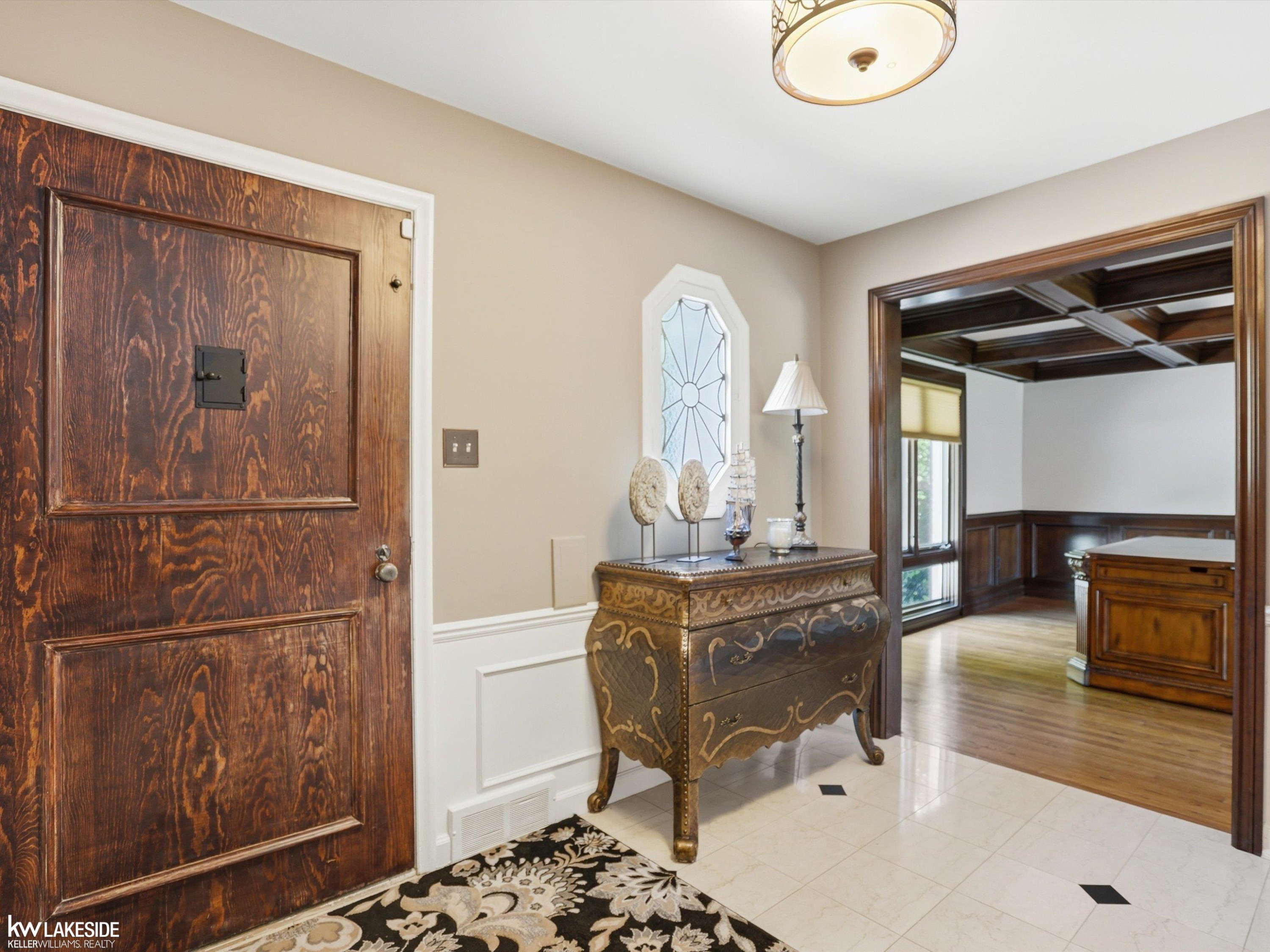 643 Lochmoor Boulevard, Grosse Pointe Woods, MI 48236 — Photo 25