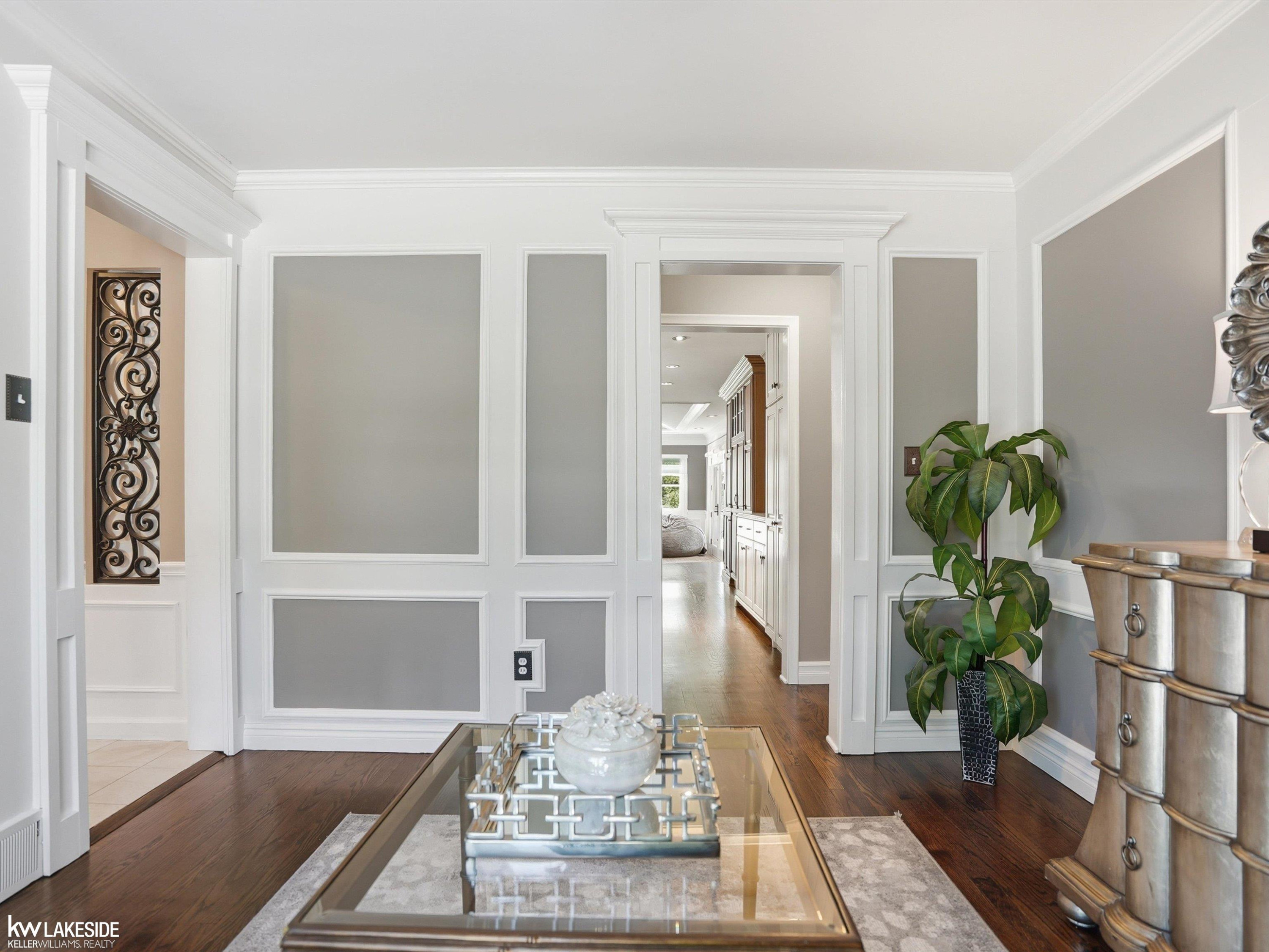 643 Lochmoor Boulevard, Grosse Pointe Woods, MI 48236 — Photo 31