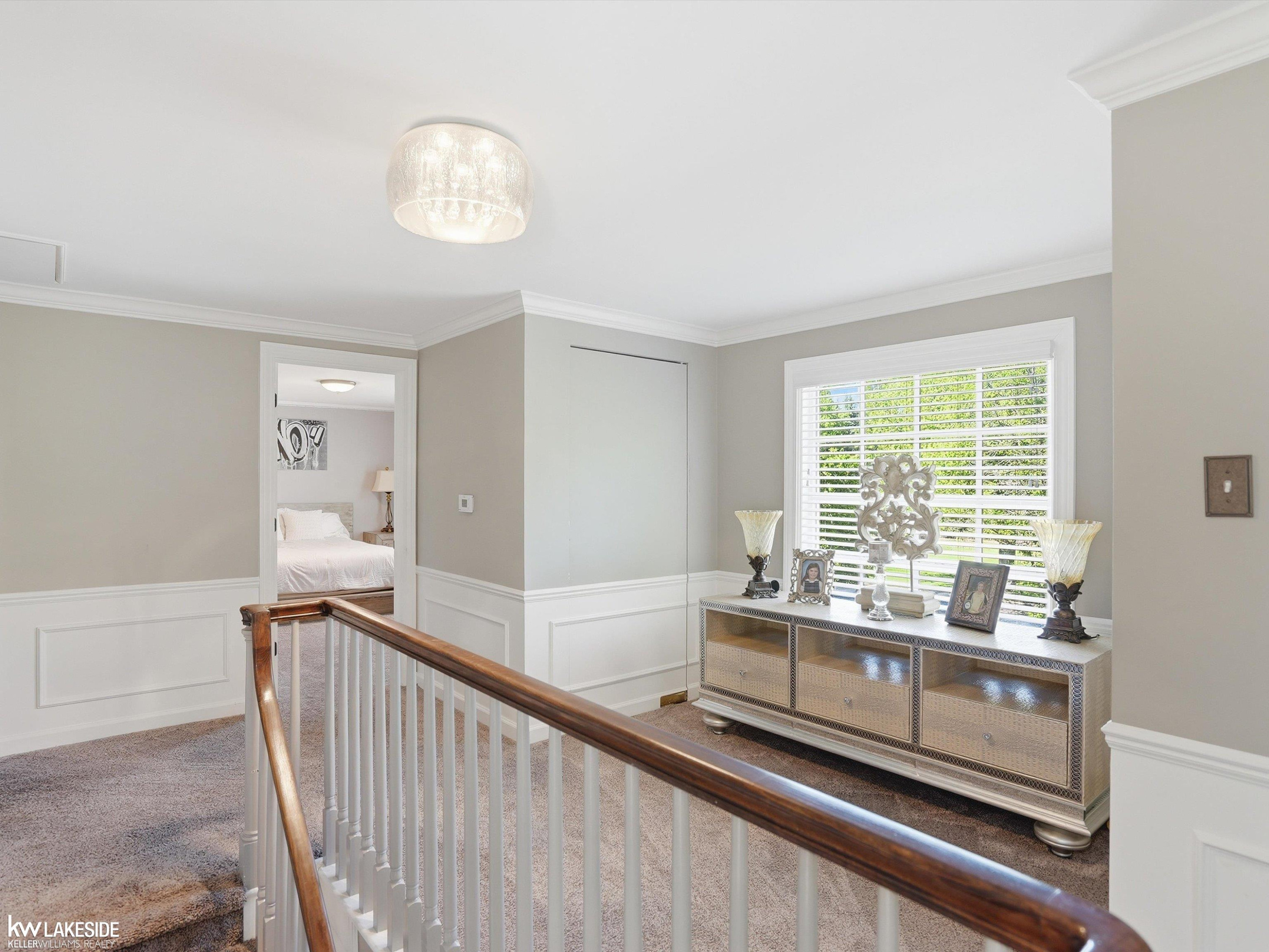643 Lochmoor Boulevard, Grosse Pointe Woods, MI 48236 — Photo 35