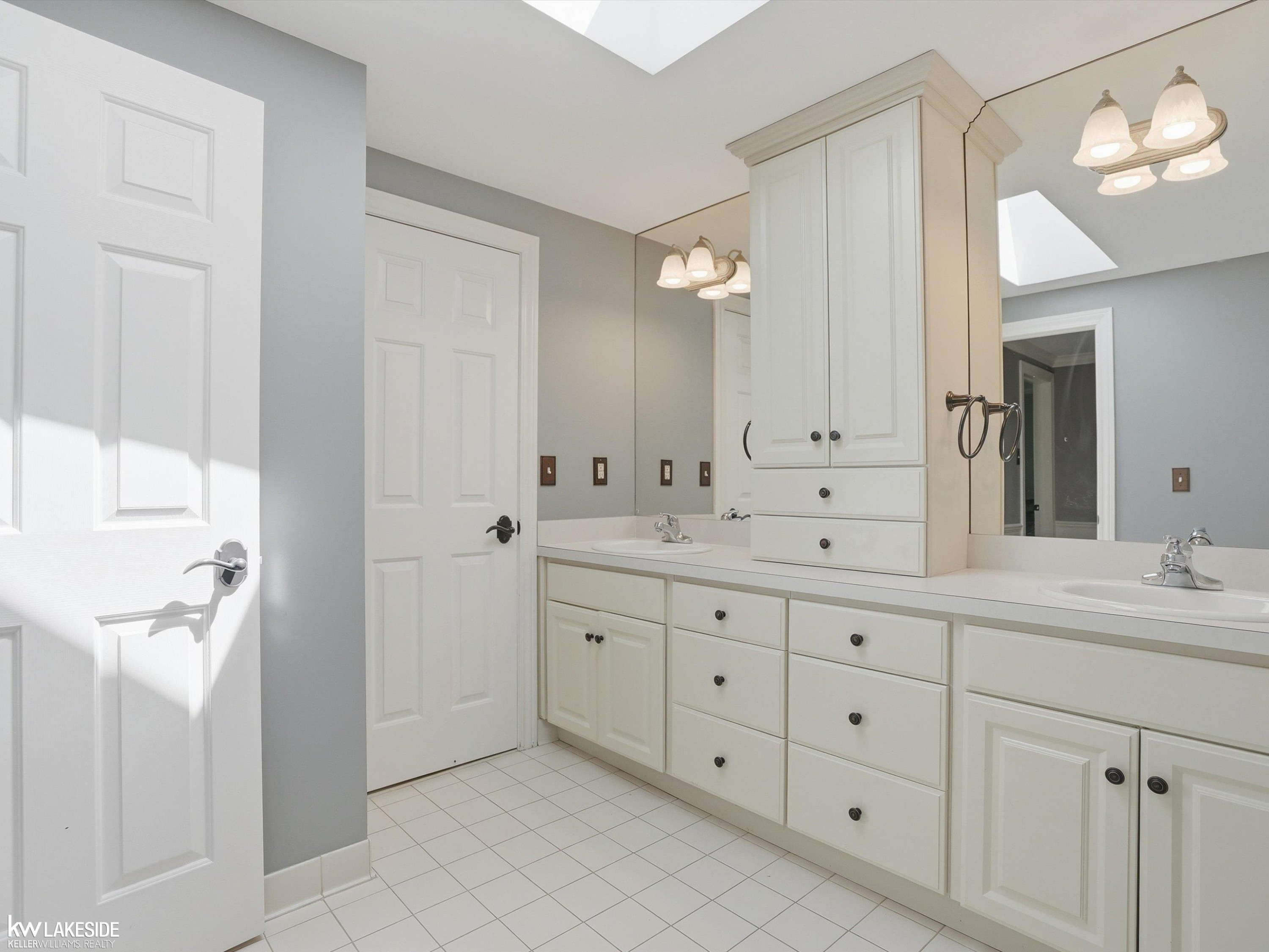 643 Lochmoor Boulevard, Grosse Pointe Woods, MI 48236 — Photo 48