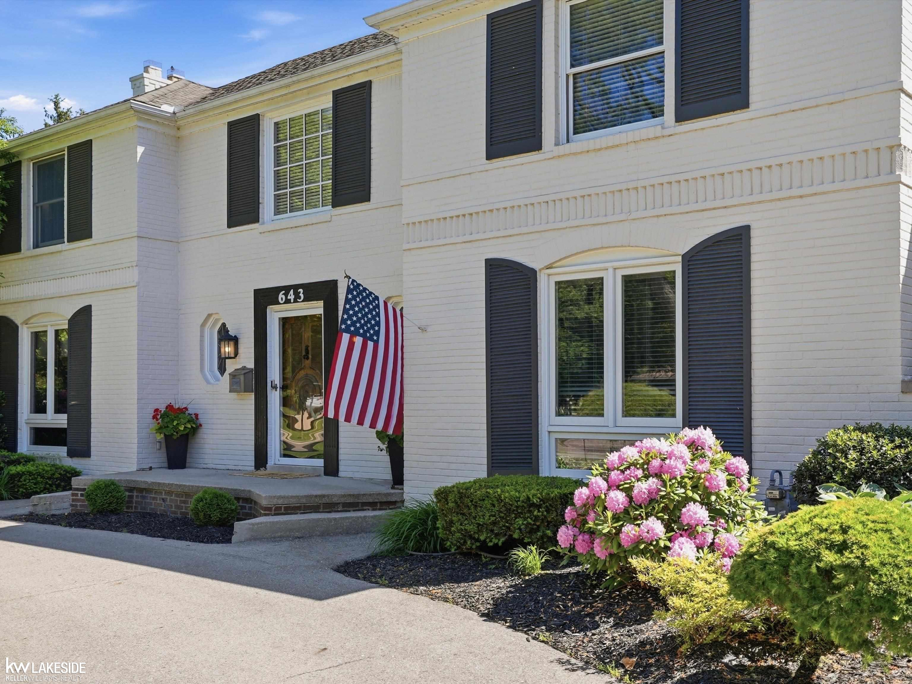 643 Lochmoor Boulevard, Grosse Pointe Woods, MI 48236 — Photo 65
