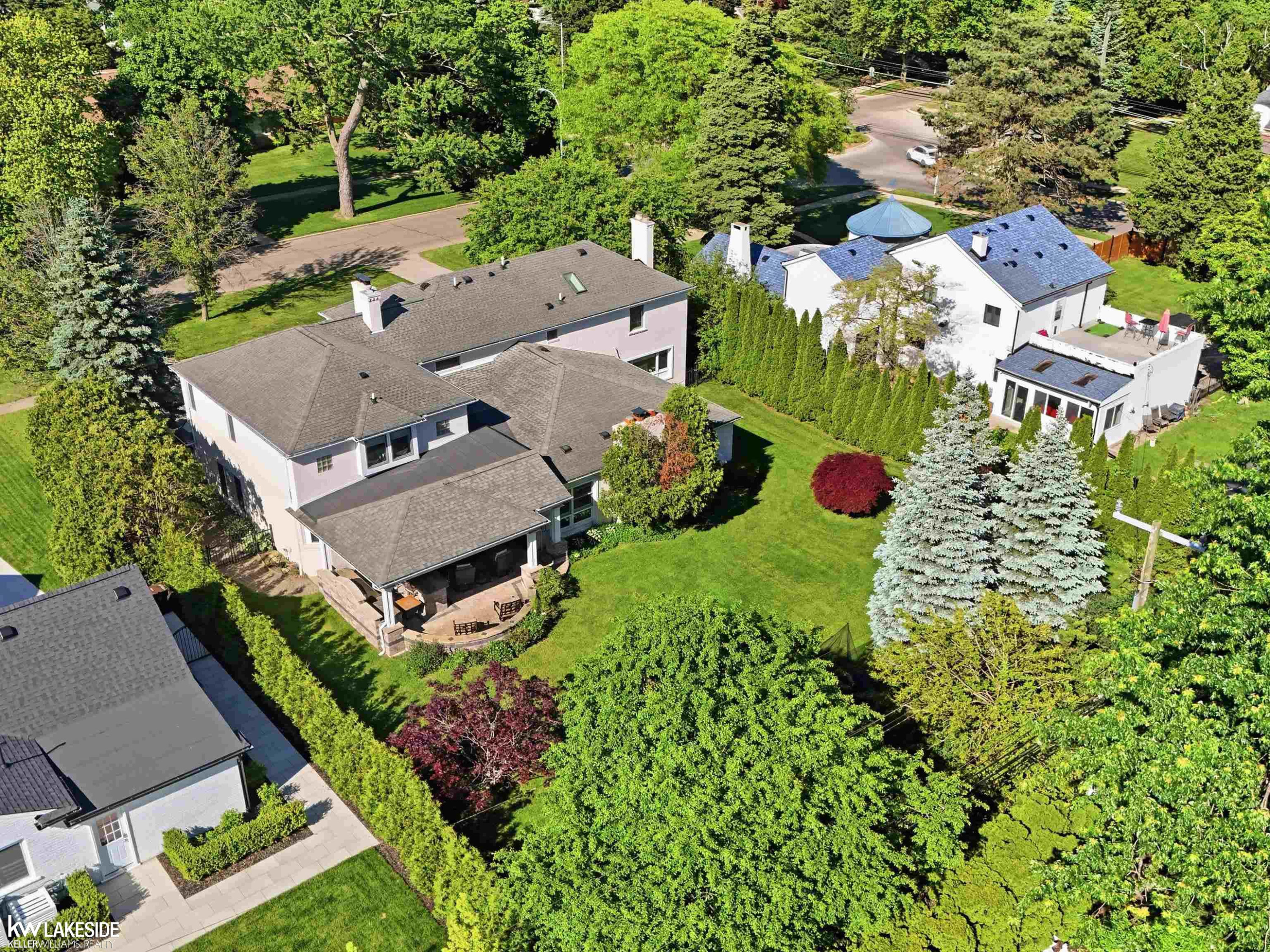 643 Lochmoor Boulevard, Grosse Pointe Woods, MI 48236 — Photo 72