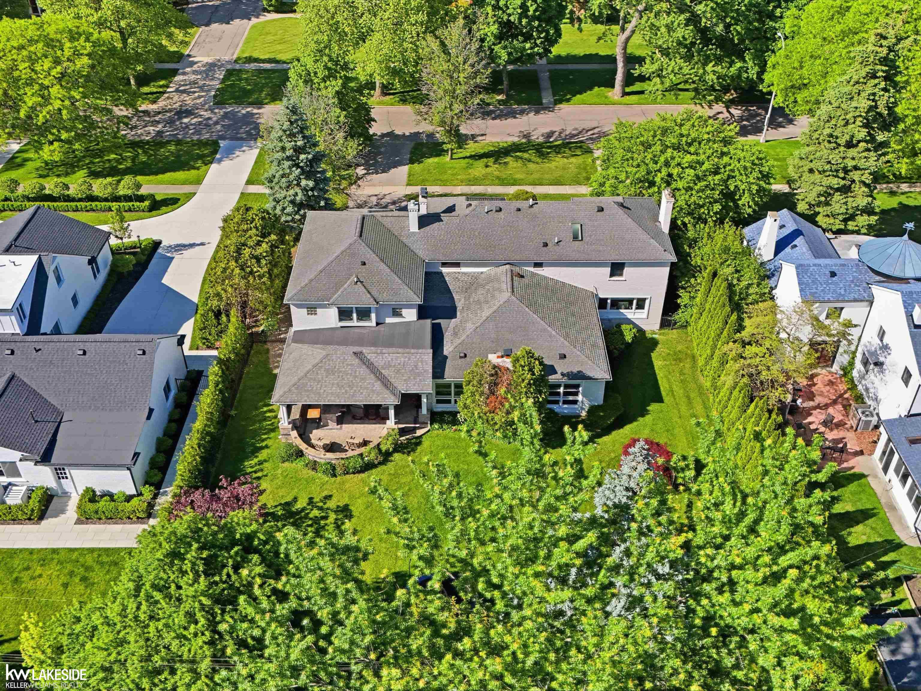 643 Lochmoor Boulevard, Grosse Pointe Woods, MI 48236 — Photo 73