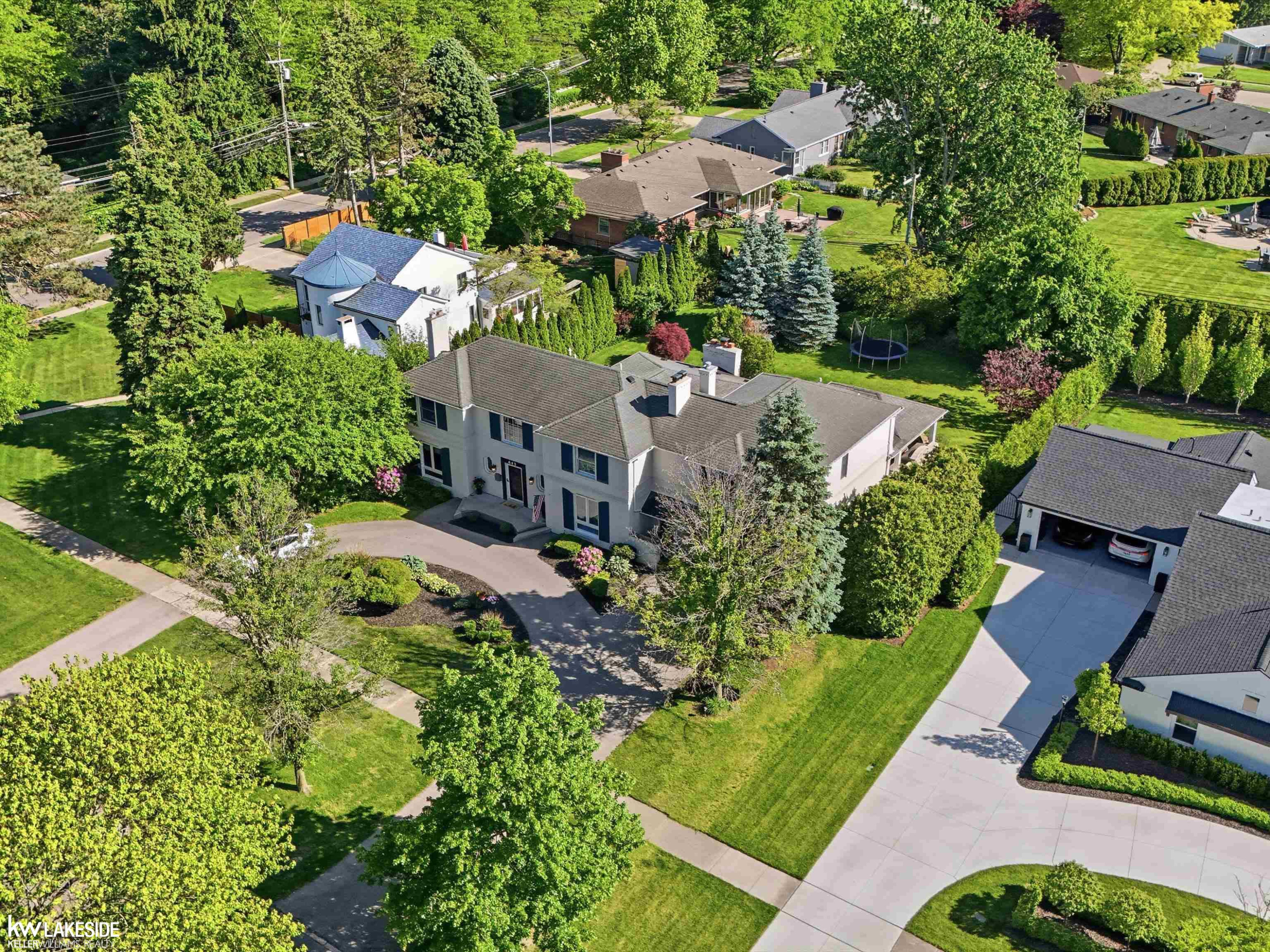 643 Lochmoor Boulevard, Grosse Pointe Woods, MI 48236 — Photo 75