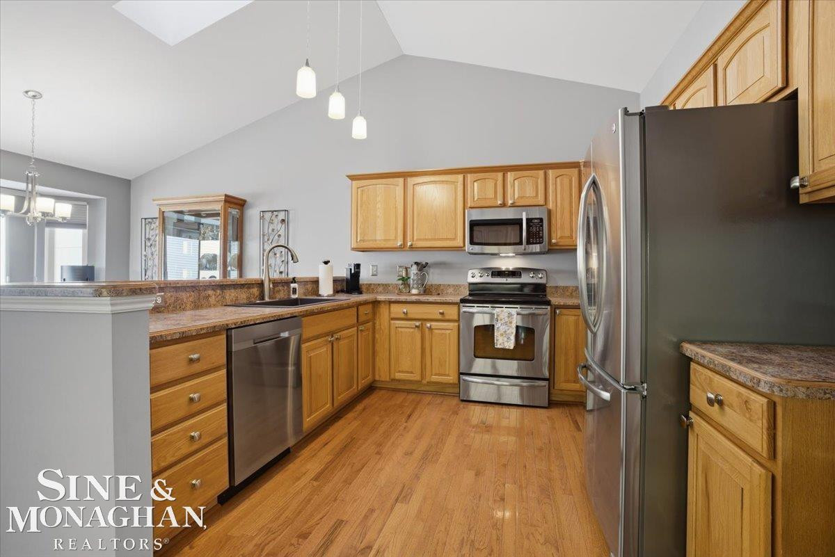 791 Snowbird Circle, MI 48079 — Photo 9