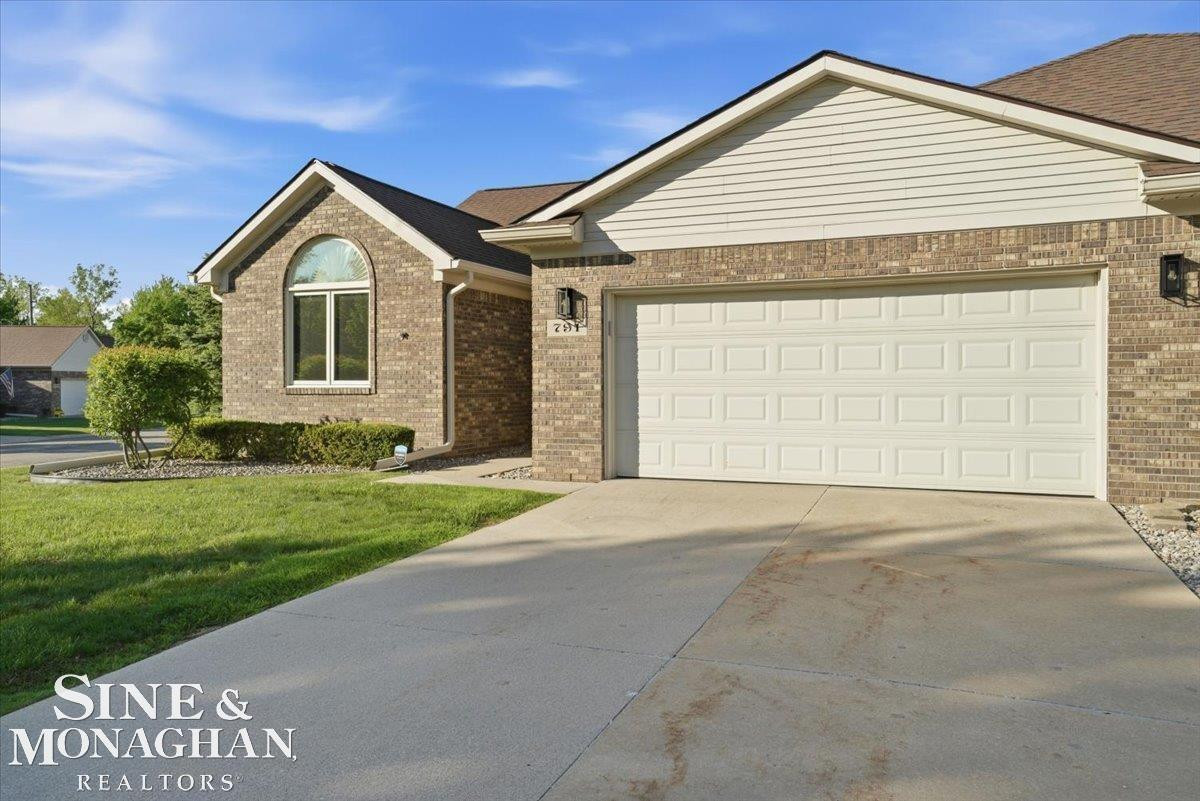 791 Snowbird Circle, MI 48079 — Photo 30