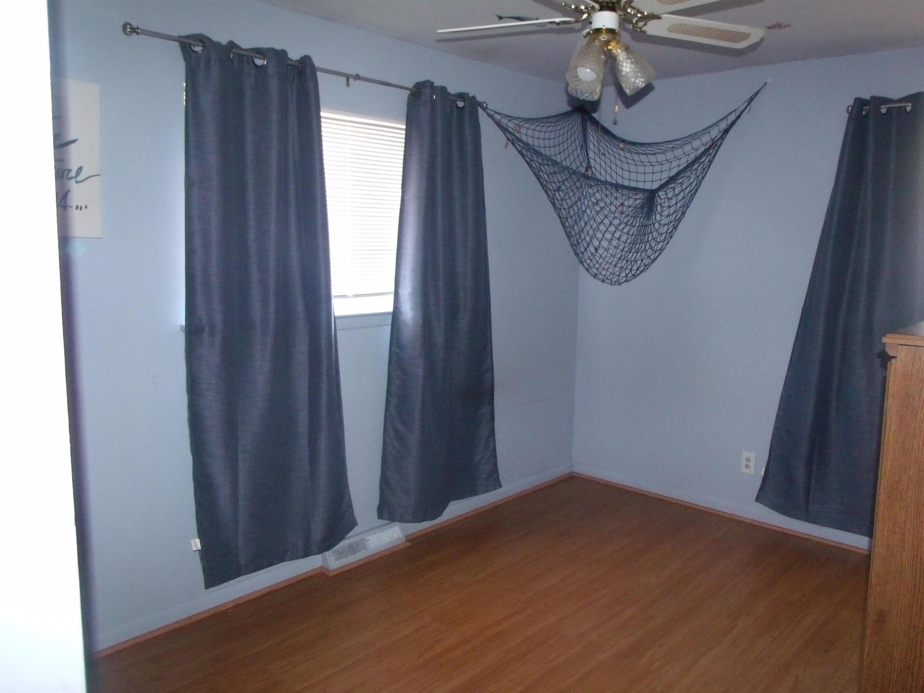 8467 Darlene Street, Warren, MI 48093 — Photo 17