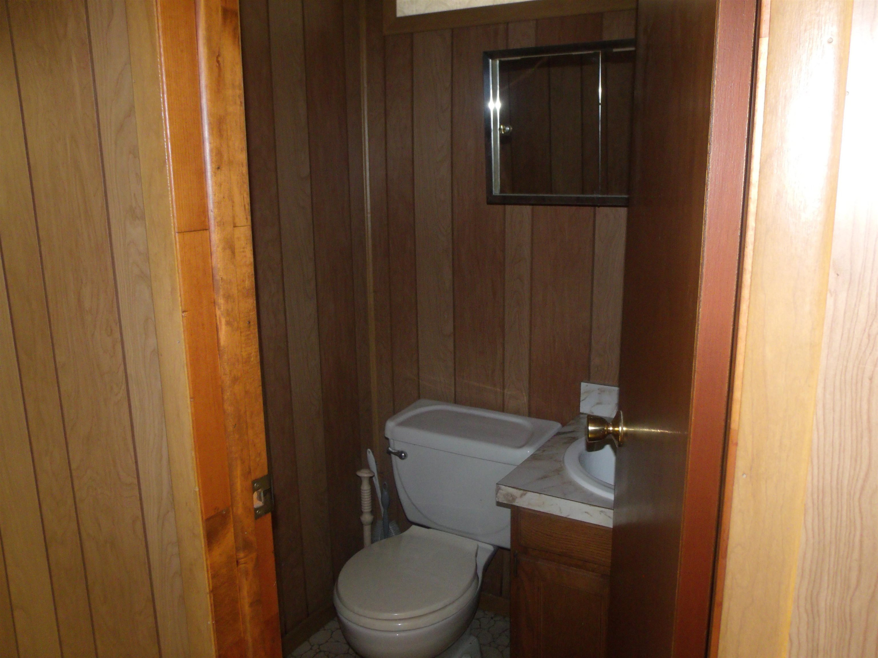 8467 Darlene Street, Warren, MI 48093 — Photo 22