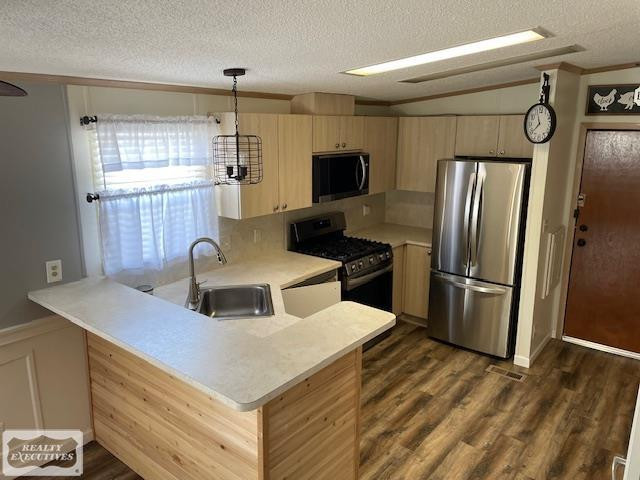 12363 Cedar Knoll Court, Shelby Twp, MI 48315 — Photo 4