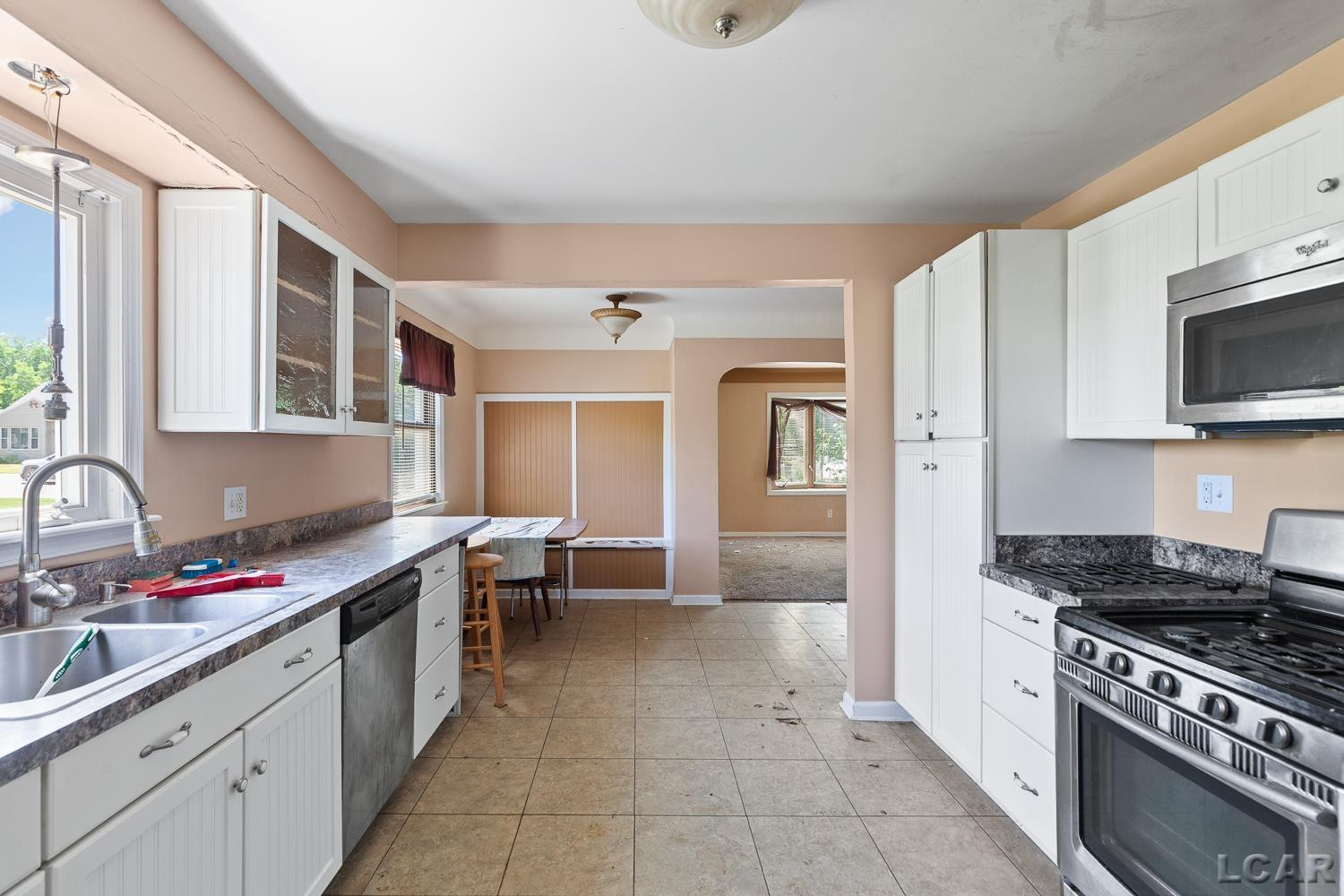 922 Addison Street, Adrian, MI 49221 — Photo 11