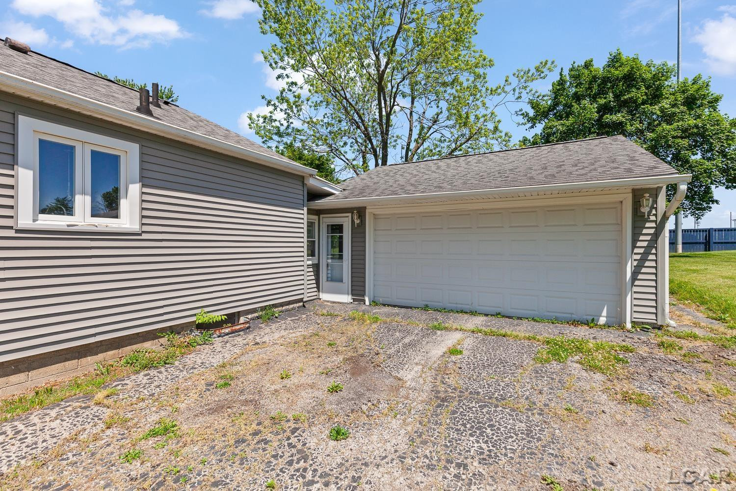 922 Addison Street, Adrian, MI 49221 — Photo 20