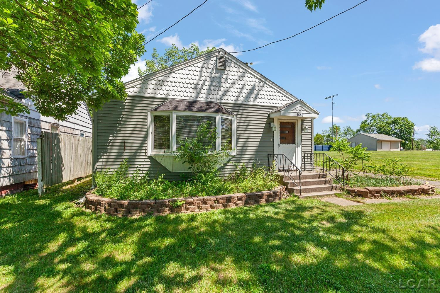 922 Addison Street, Adrian, MI 49221 — Photo 22