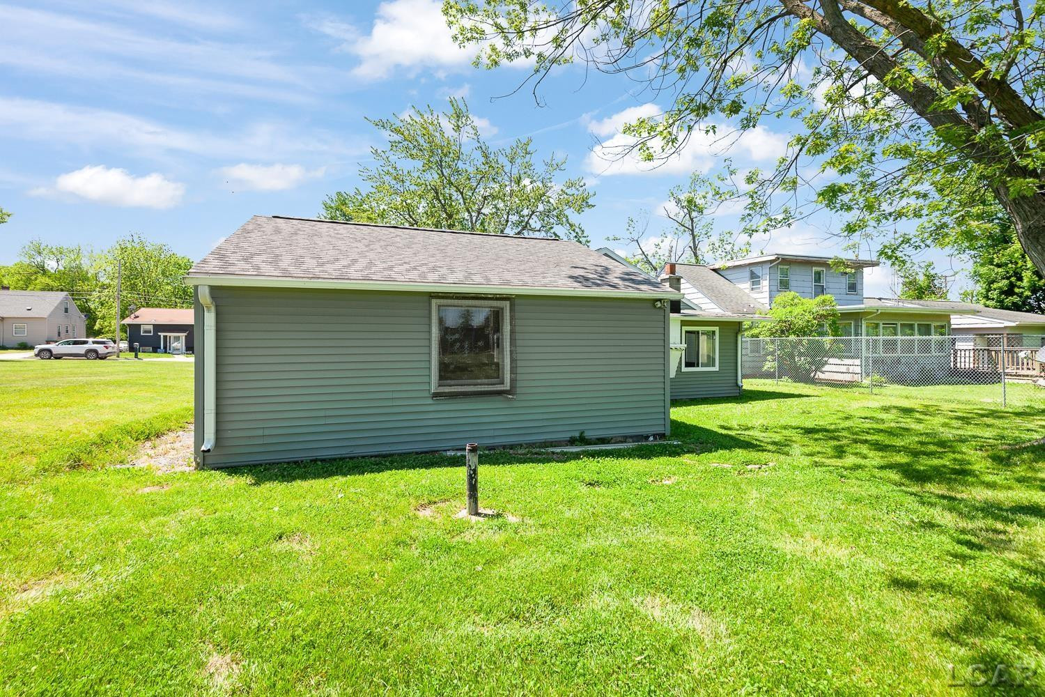 922 Addison Street, Adrian, MI 49221 — Photo 24