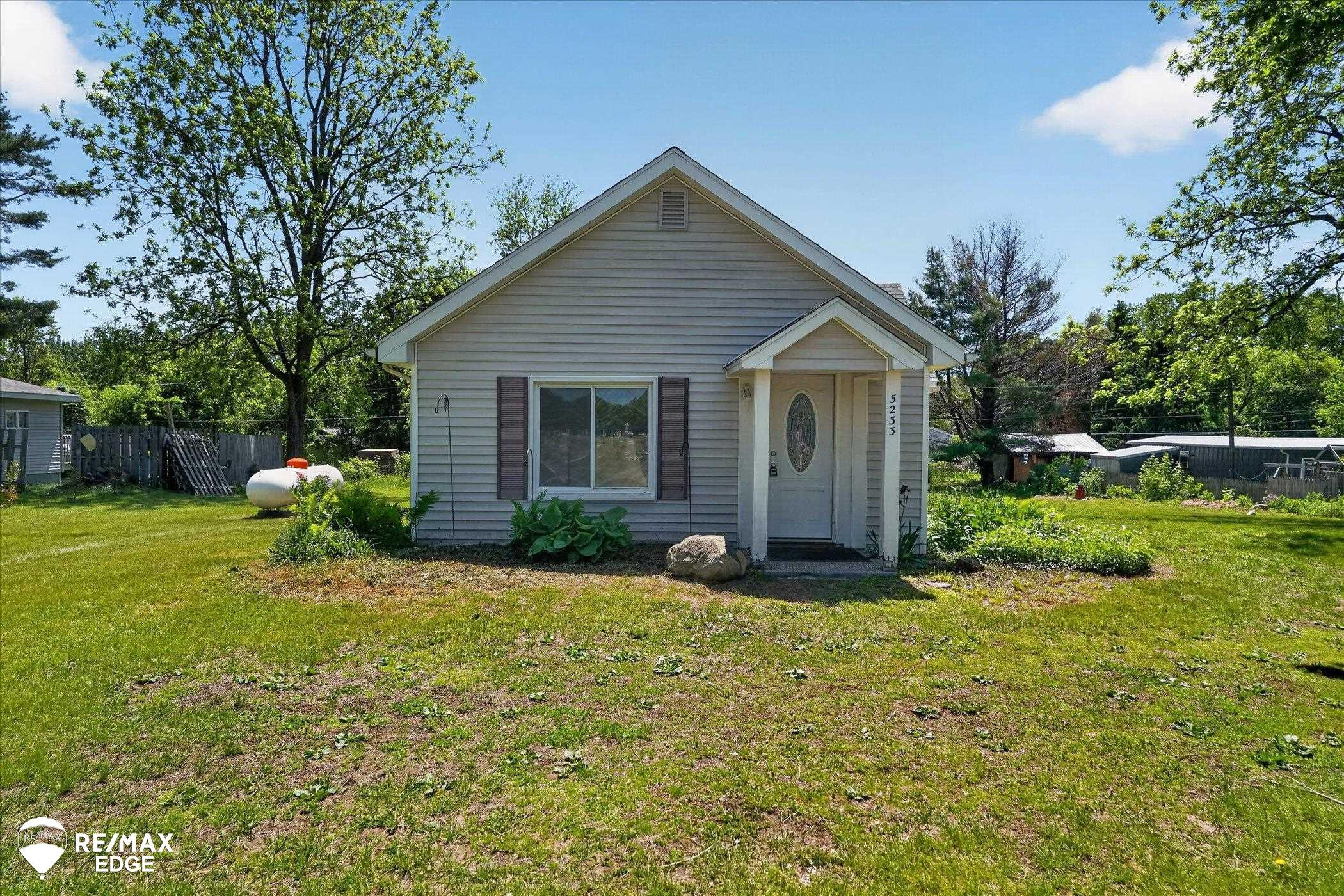 5233 Pratt Road, Metamora, MI 48455 — Photo 3