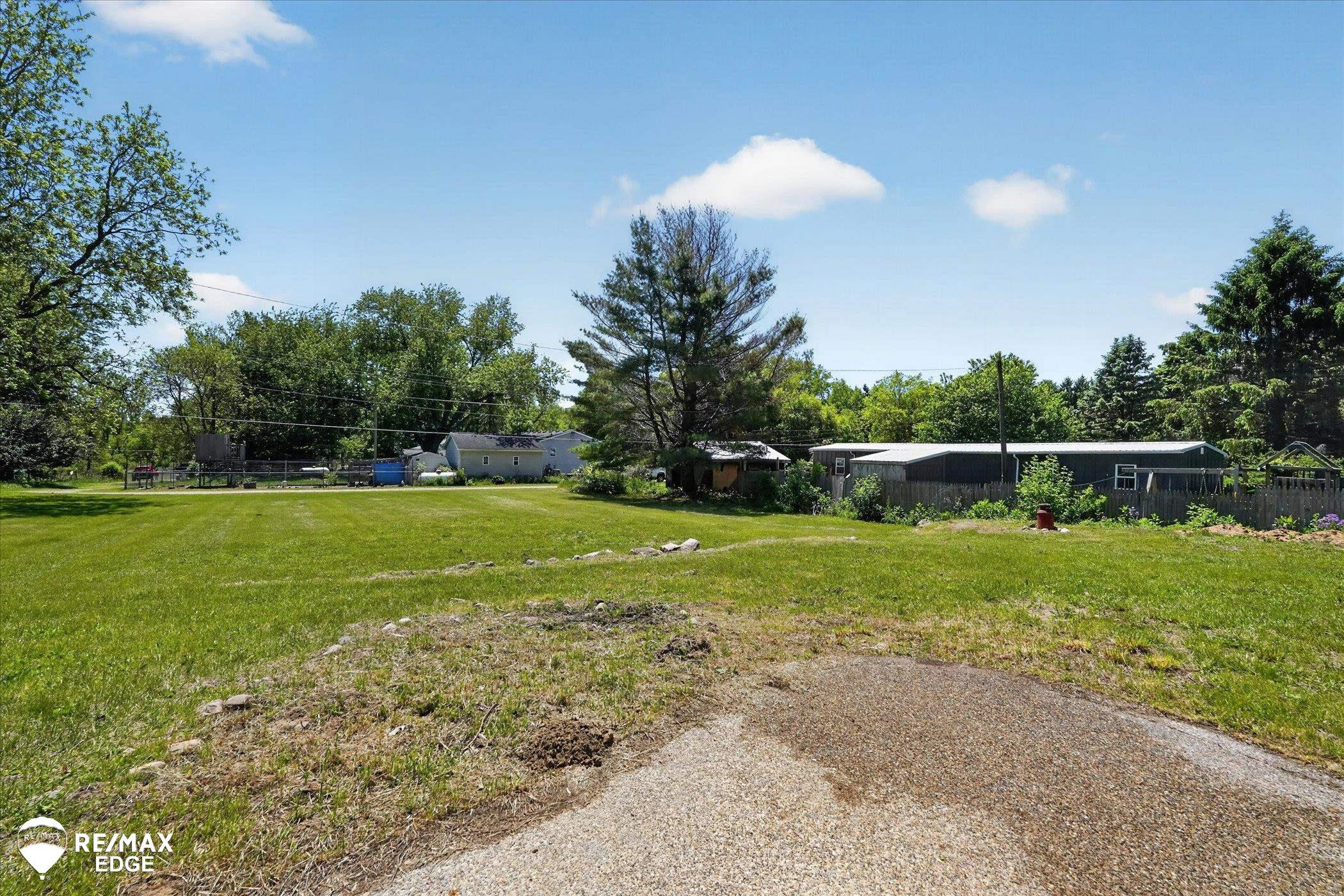 5233 Pratt Road, Metamora, MI 48455 — Photo 36