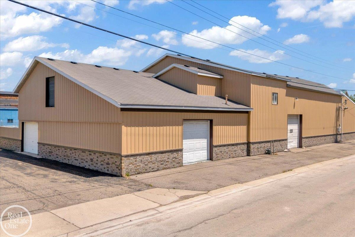 2026 Lapeer Road - Photo 4