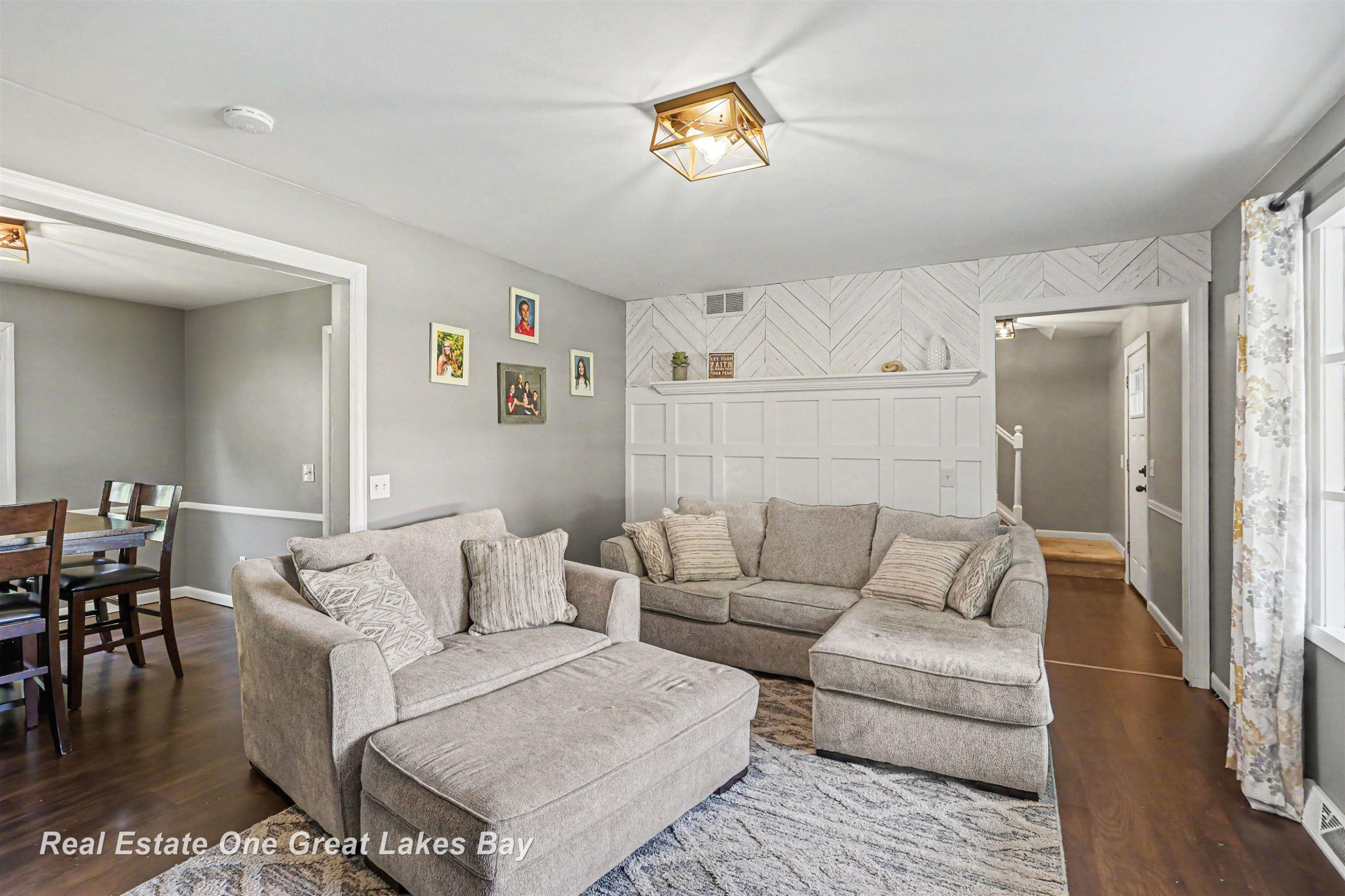 12119 Sanders Drive, Freeland, MI 48623 — Photo 5