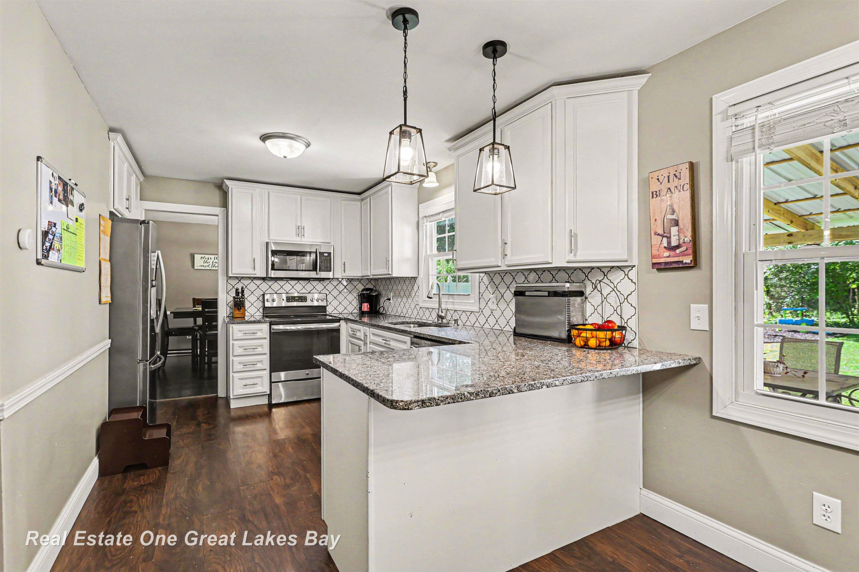 12119 Sanders Drive, Freeland, MI 48623 — Photo 9