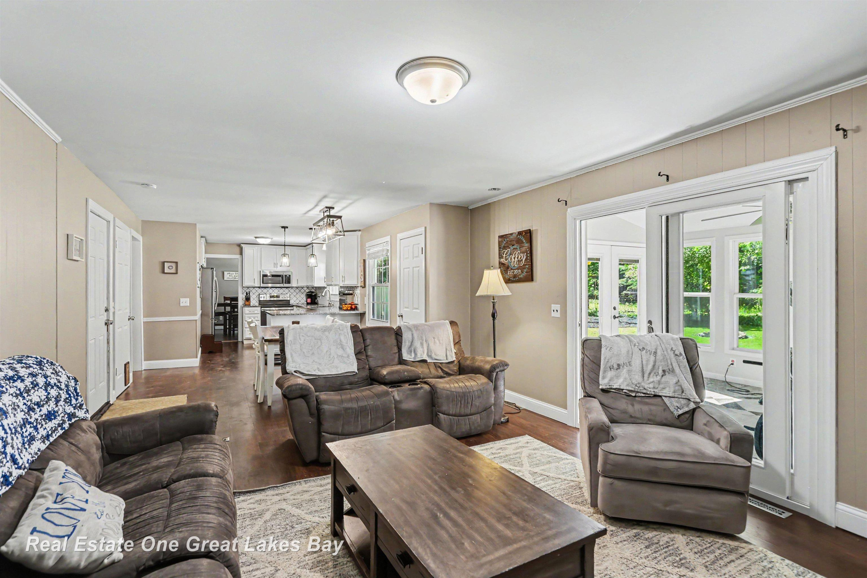 12119 Sanders Drive, Freeland, MI 48623 — Photo 12
