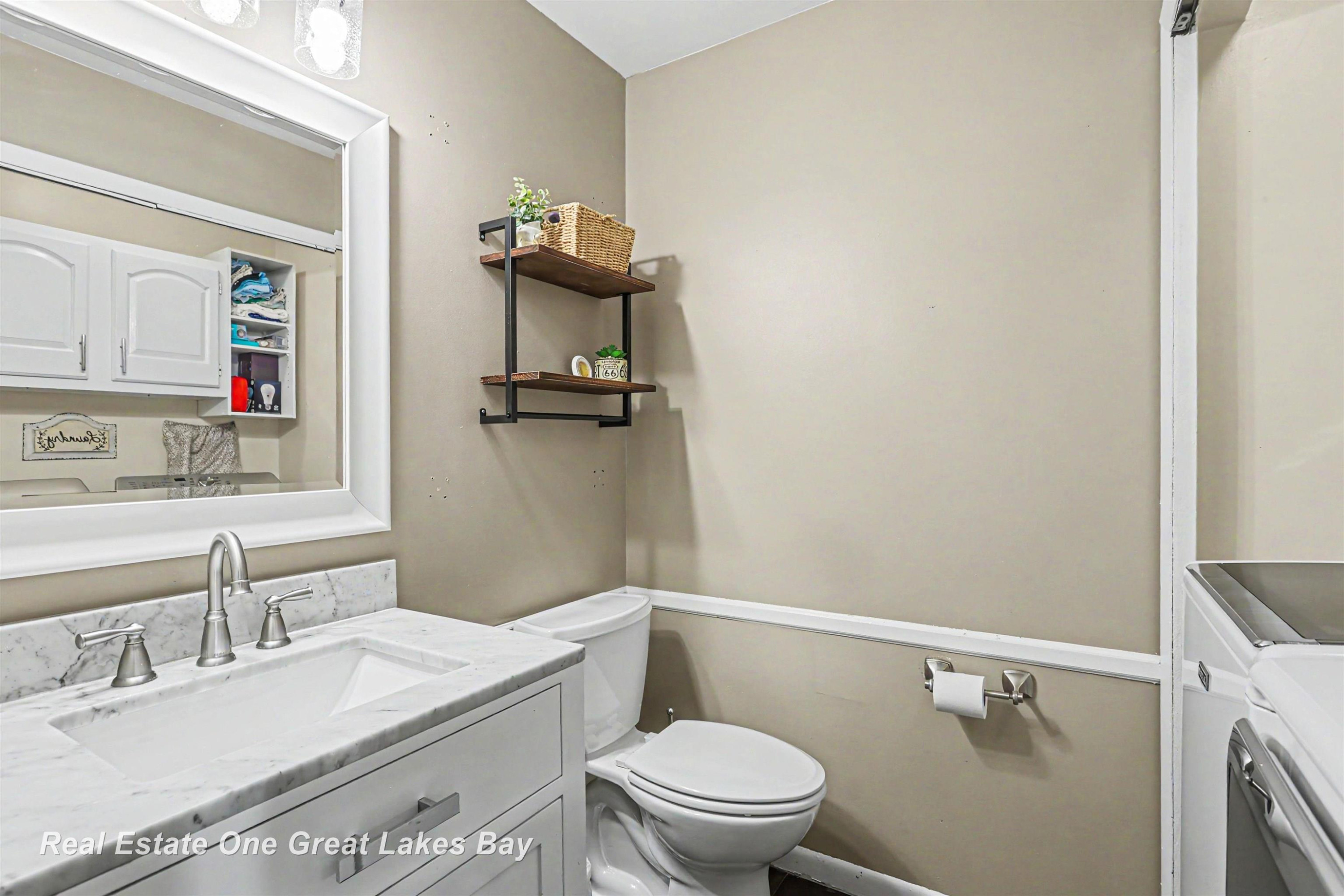 12119 Sanders Drive, Freeland, MI 48623 — Photo 16