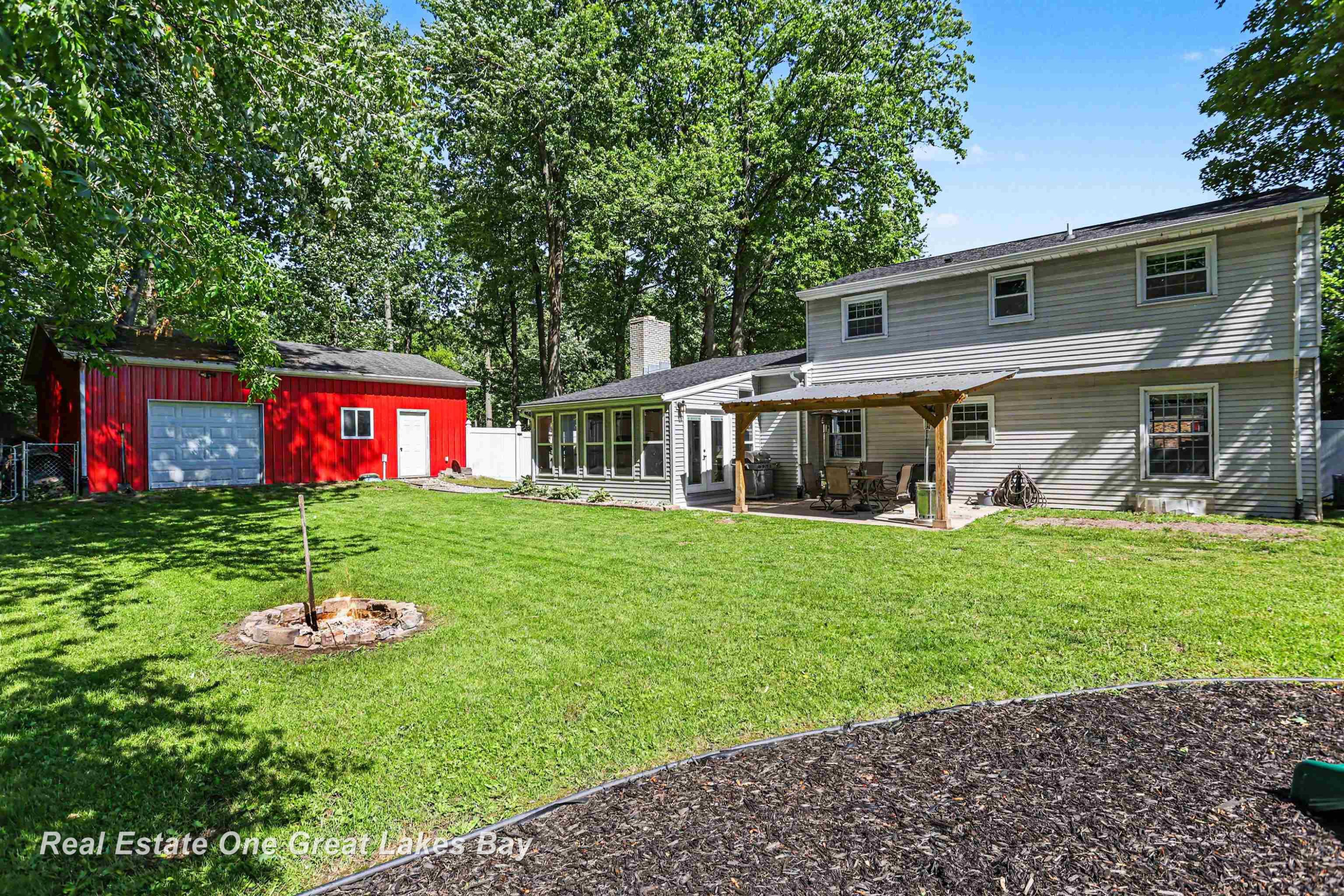 12119 Sanders Drive, Freeland, MI 48623 — Photo 29