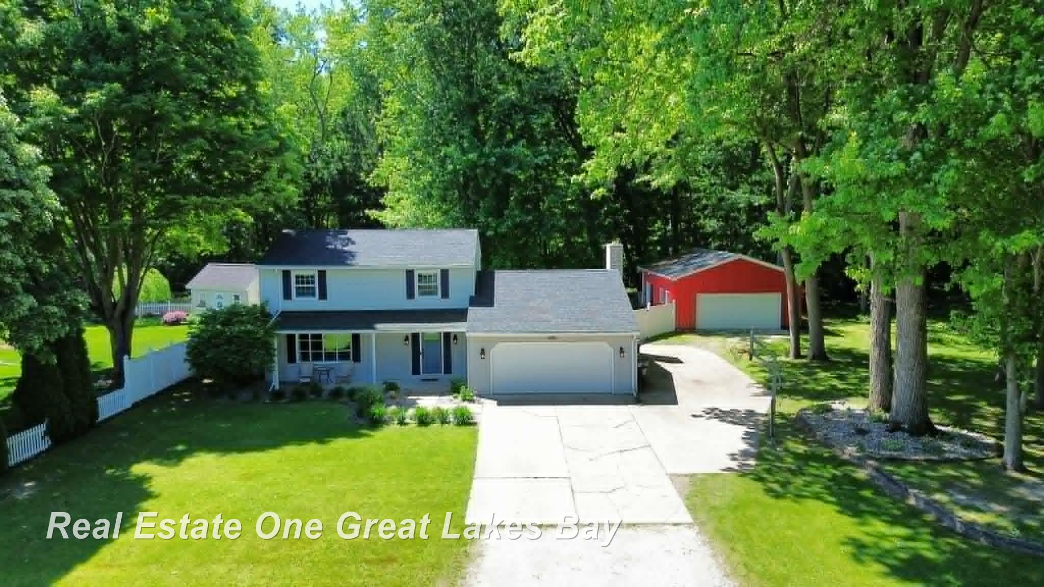 12119 Sanders Drive, Freeland, MI 48623 — Photo 35