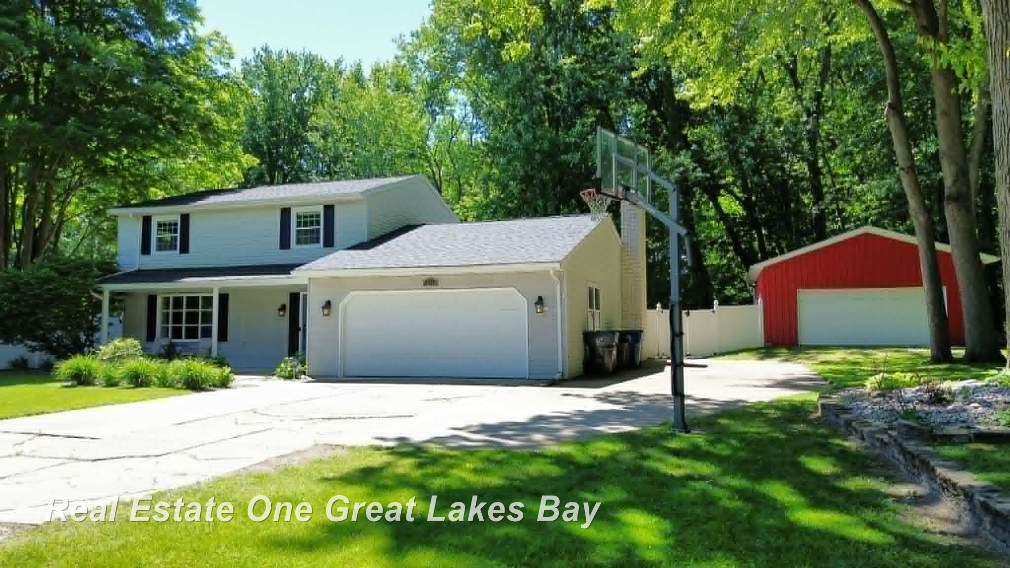 12119 Sanders Drive, Freeland, MI 48623 — Photo 41