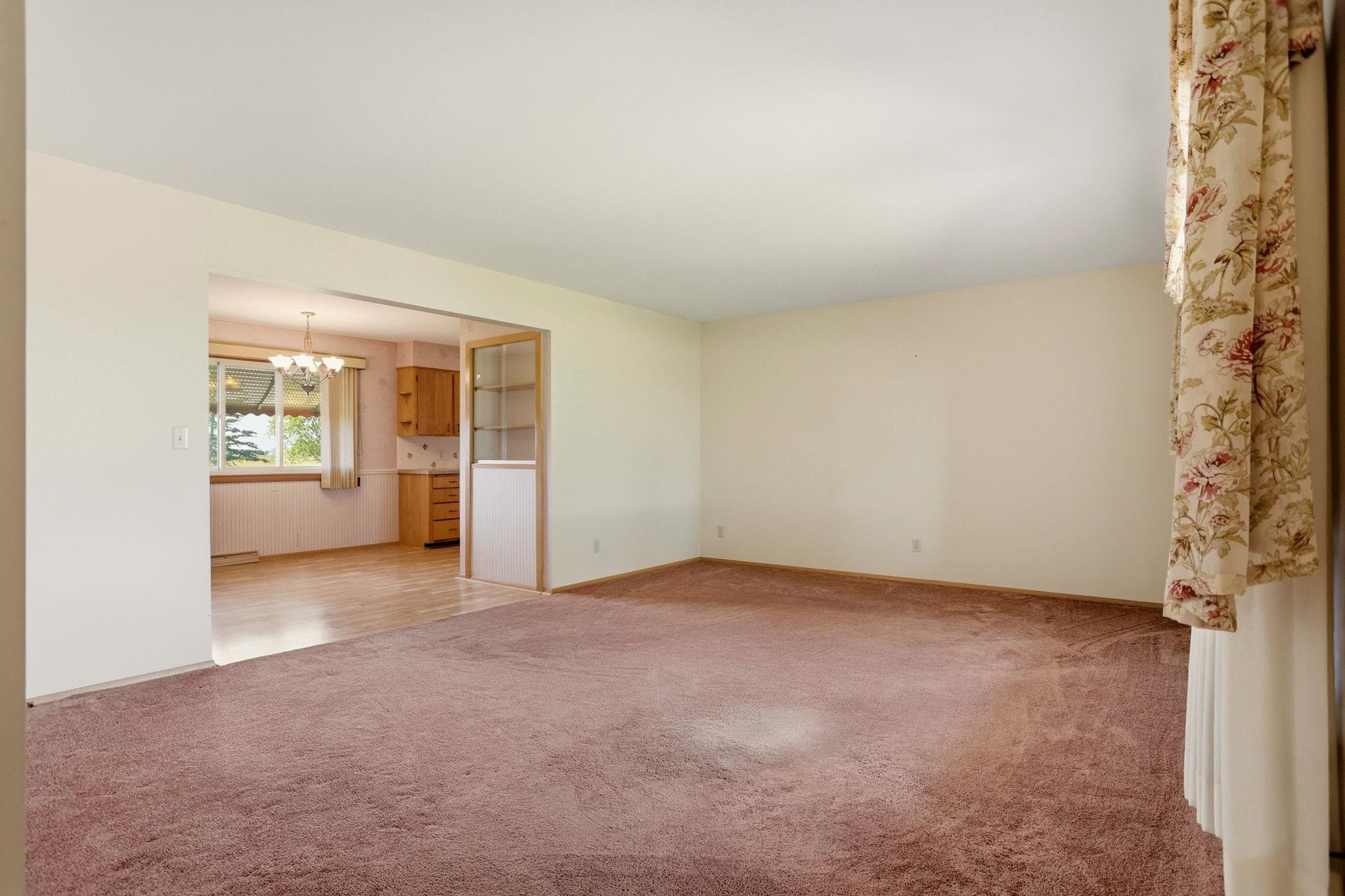 2388 S Portsmouth Road, Saginaw, MI 48601 — Photo 9