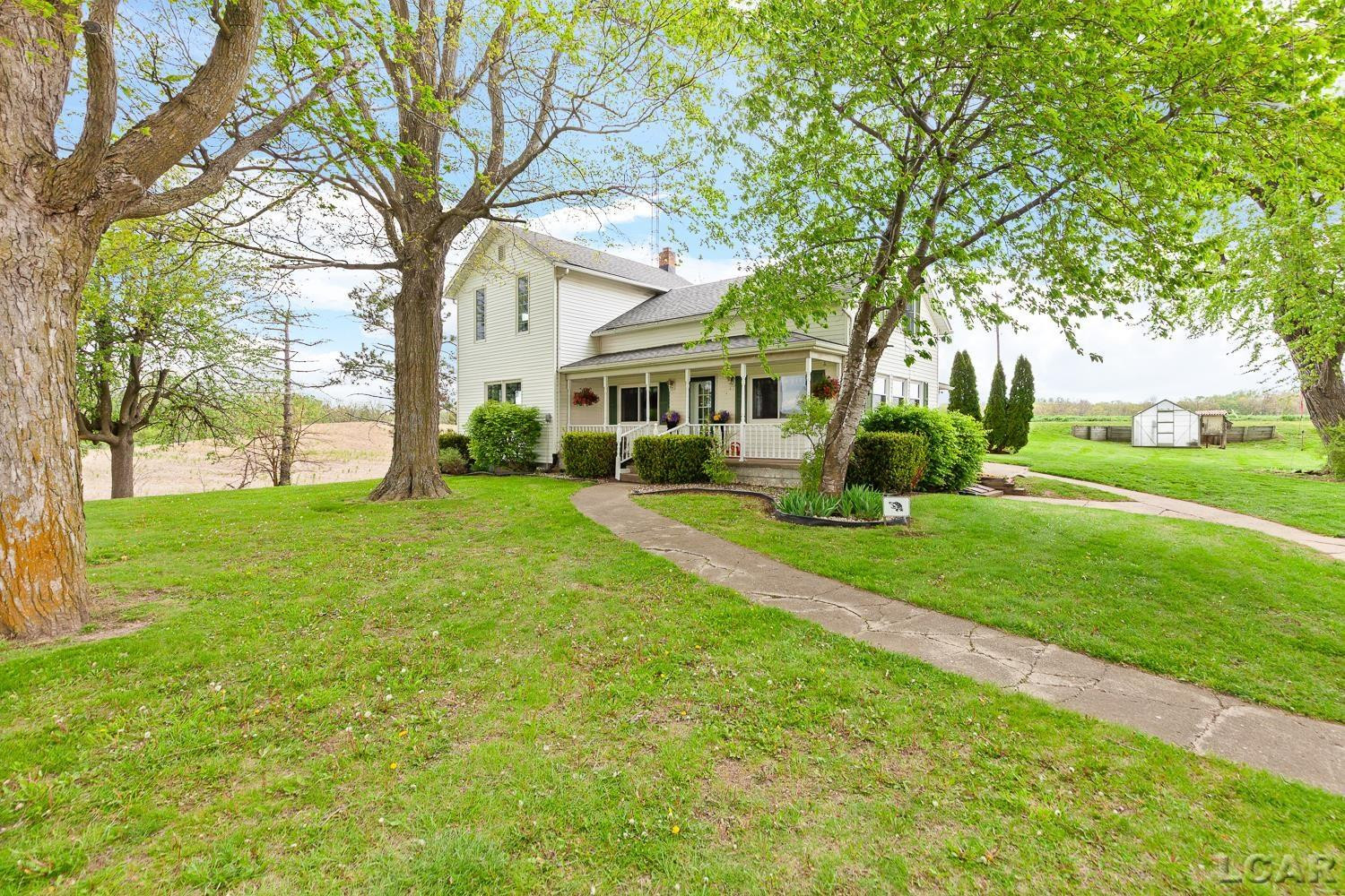 1908 E US-12 Highway, Clinton, MI 49236
