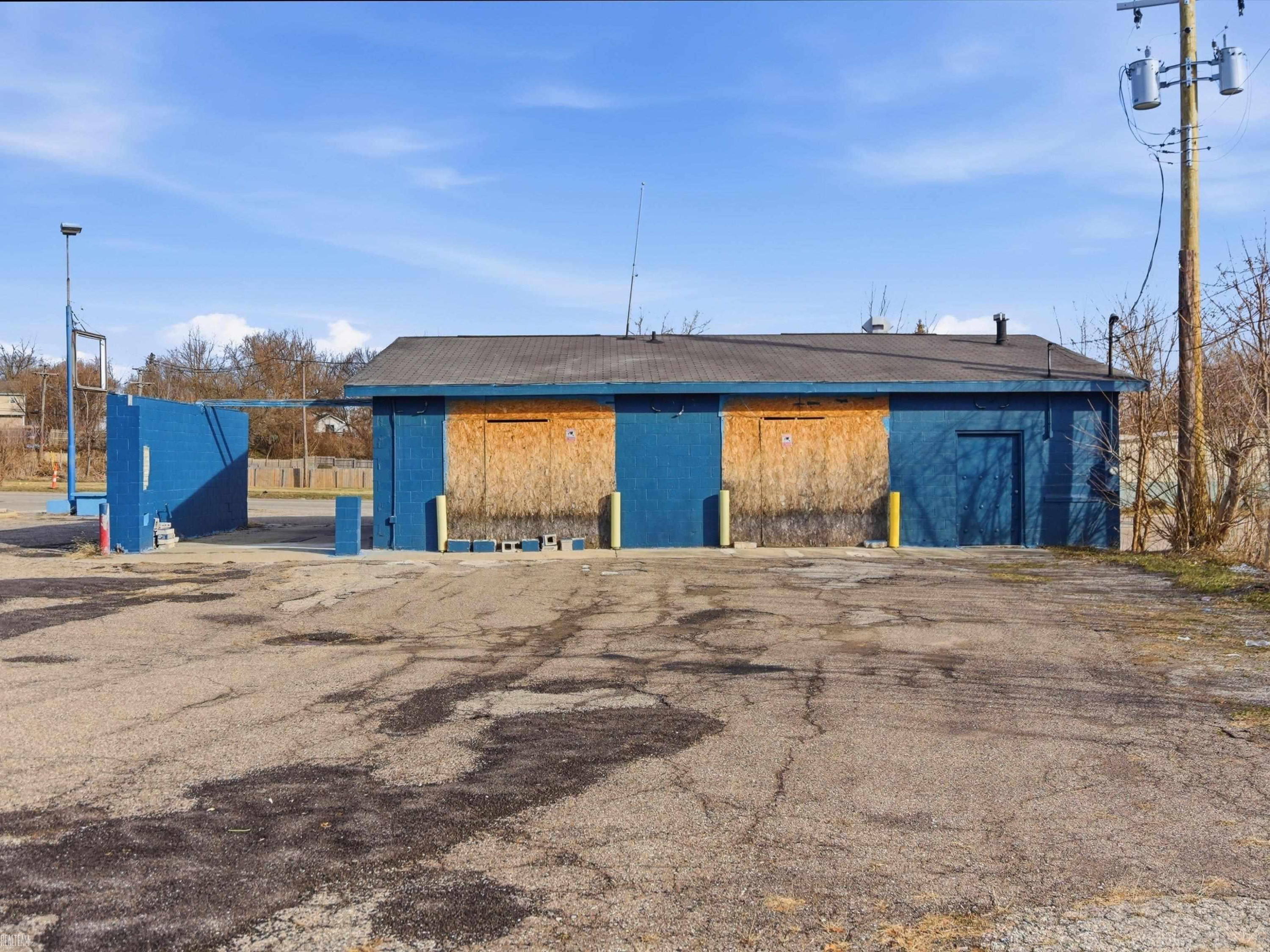 684 Auburn Avenue, Pontiac, MI 48342 — Photo 15