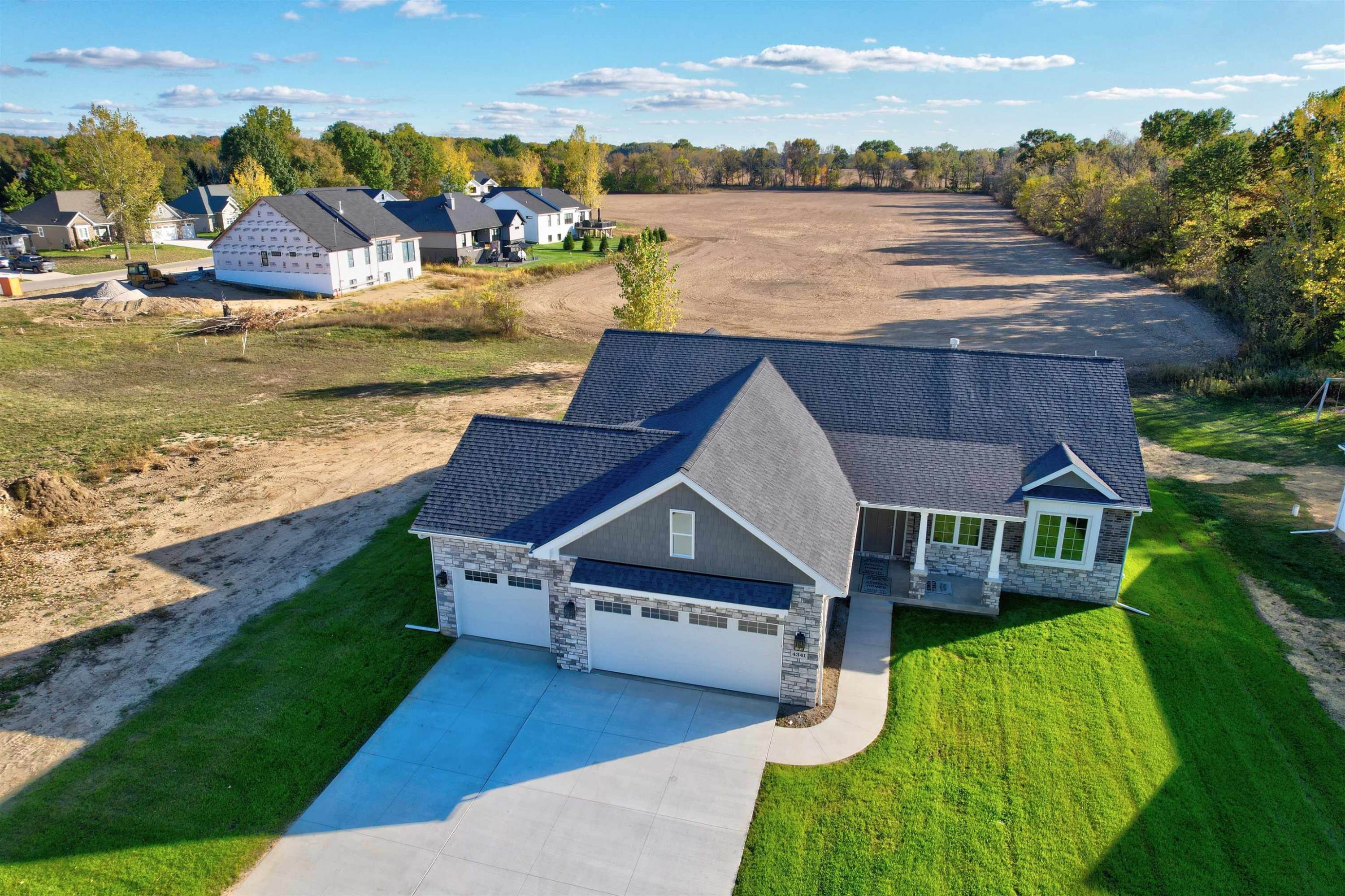 4341 Stepping Stone Lane, Fenton, MI 48430 — Photo 8
