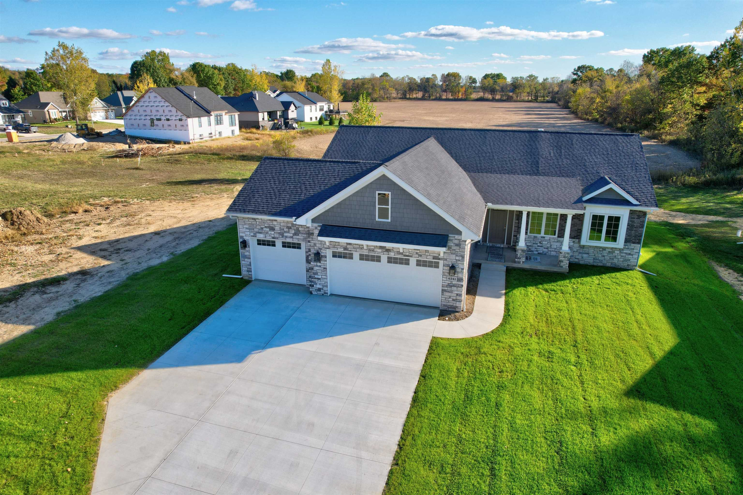 4341 Stepping Stone Lane, Fenton, MI 48430 — Photo 9