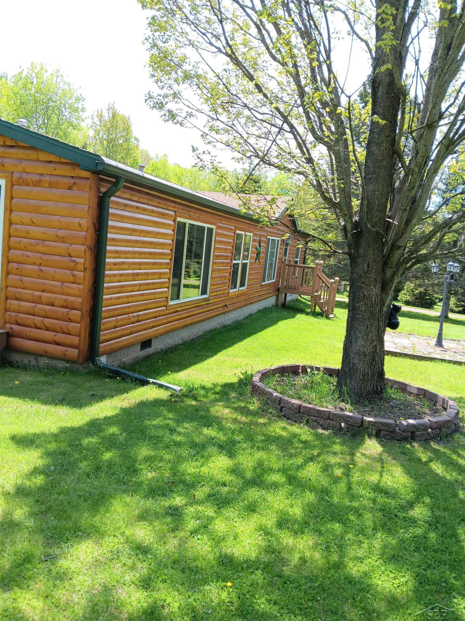8 W County Rd 424 Road, Gaastra, MI — Photo 3