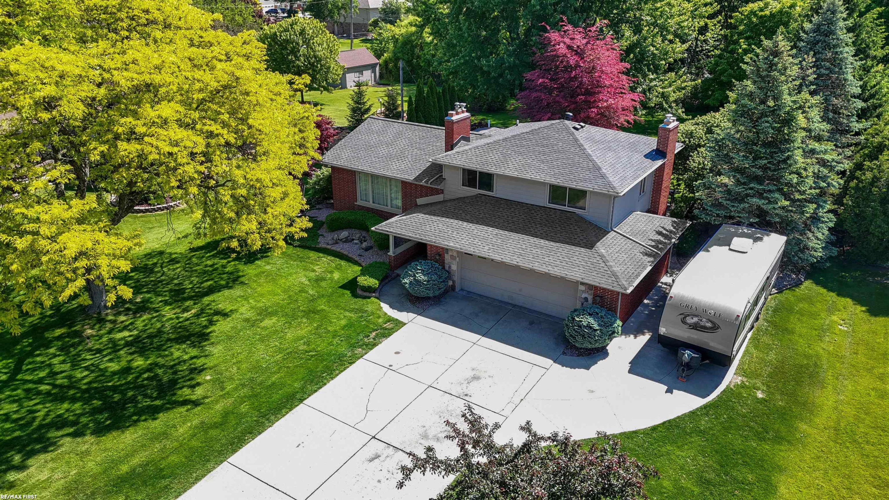 46368 Community Center Drive, MI 48047 — Photo 30