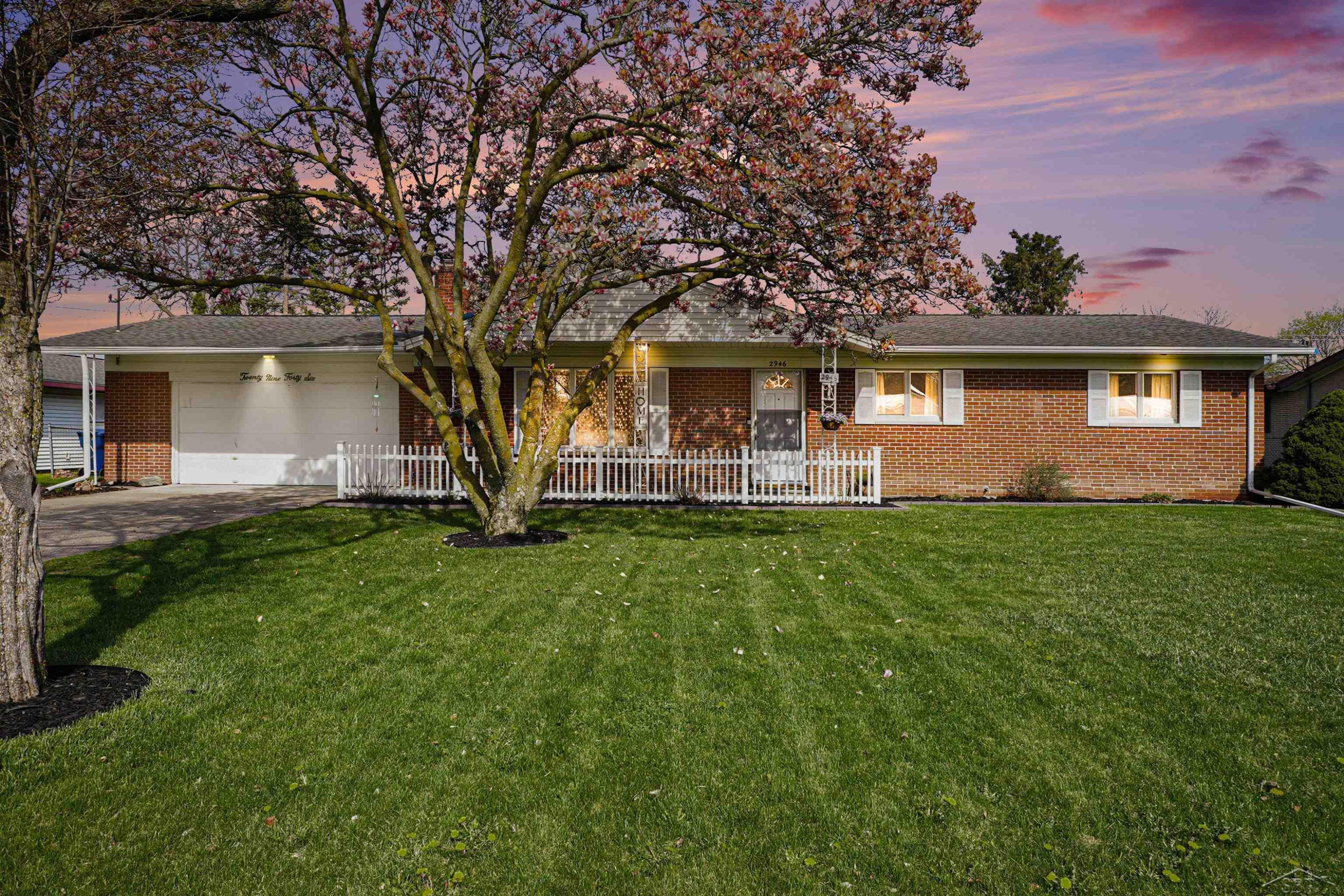 2946 Reppuhn Drive, Saginaw, MI 48603 — front exterior
