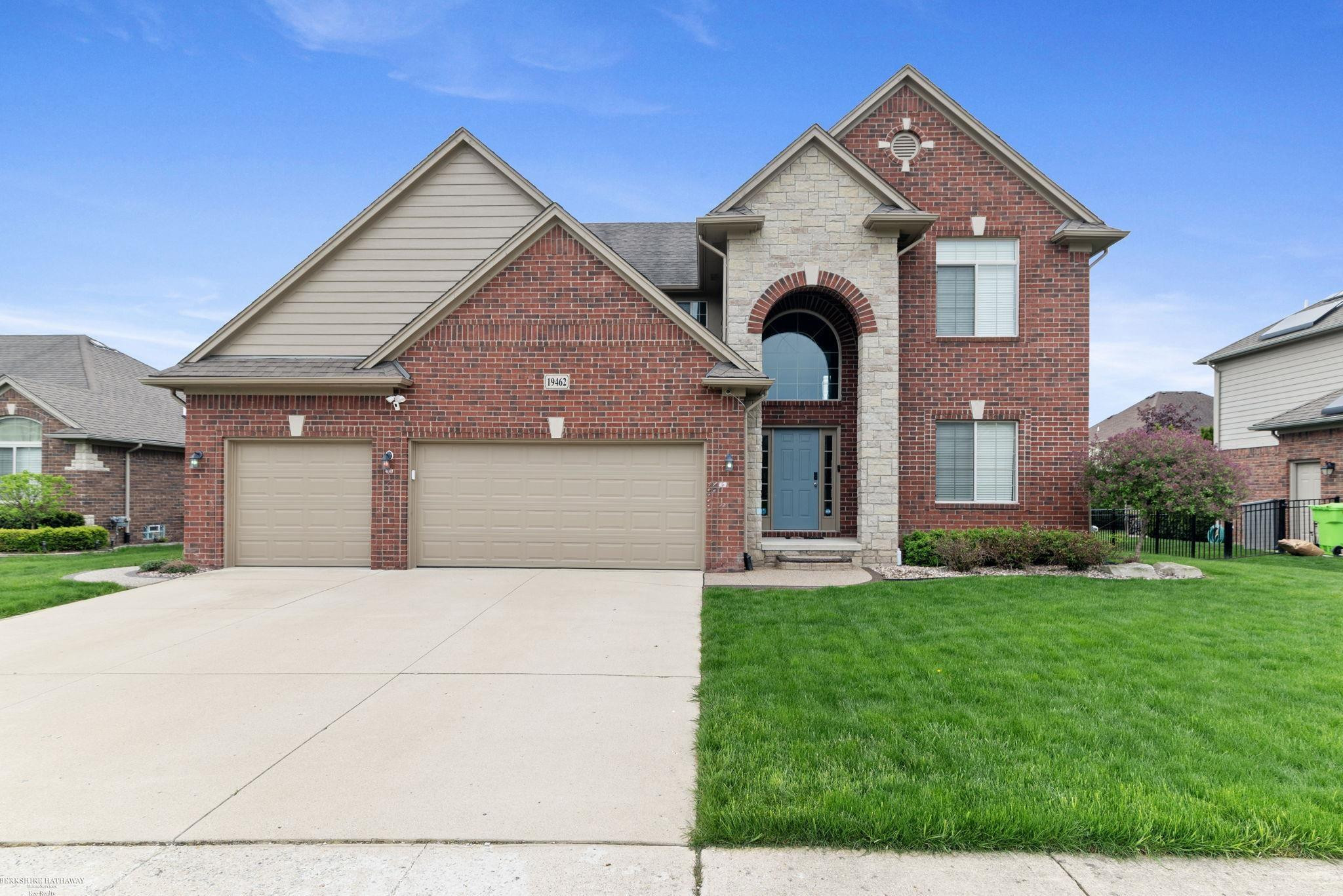 19462 Elkhound Road, Macomb, MI 48044 — front exterior