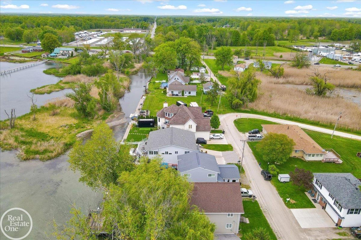 7860 Belle Brae Lane, MI — Photo 45